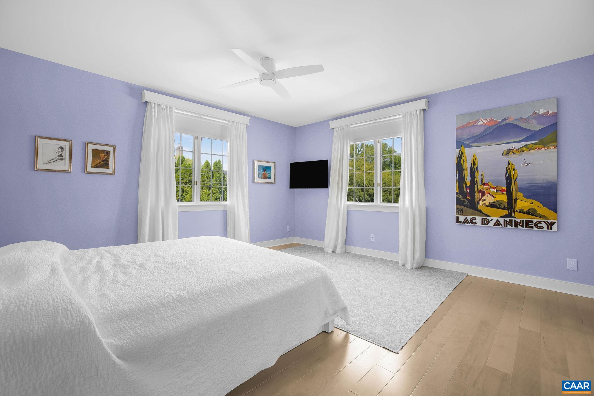 207 EAST JEFFERSON ST Unit: 4-5