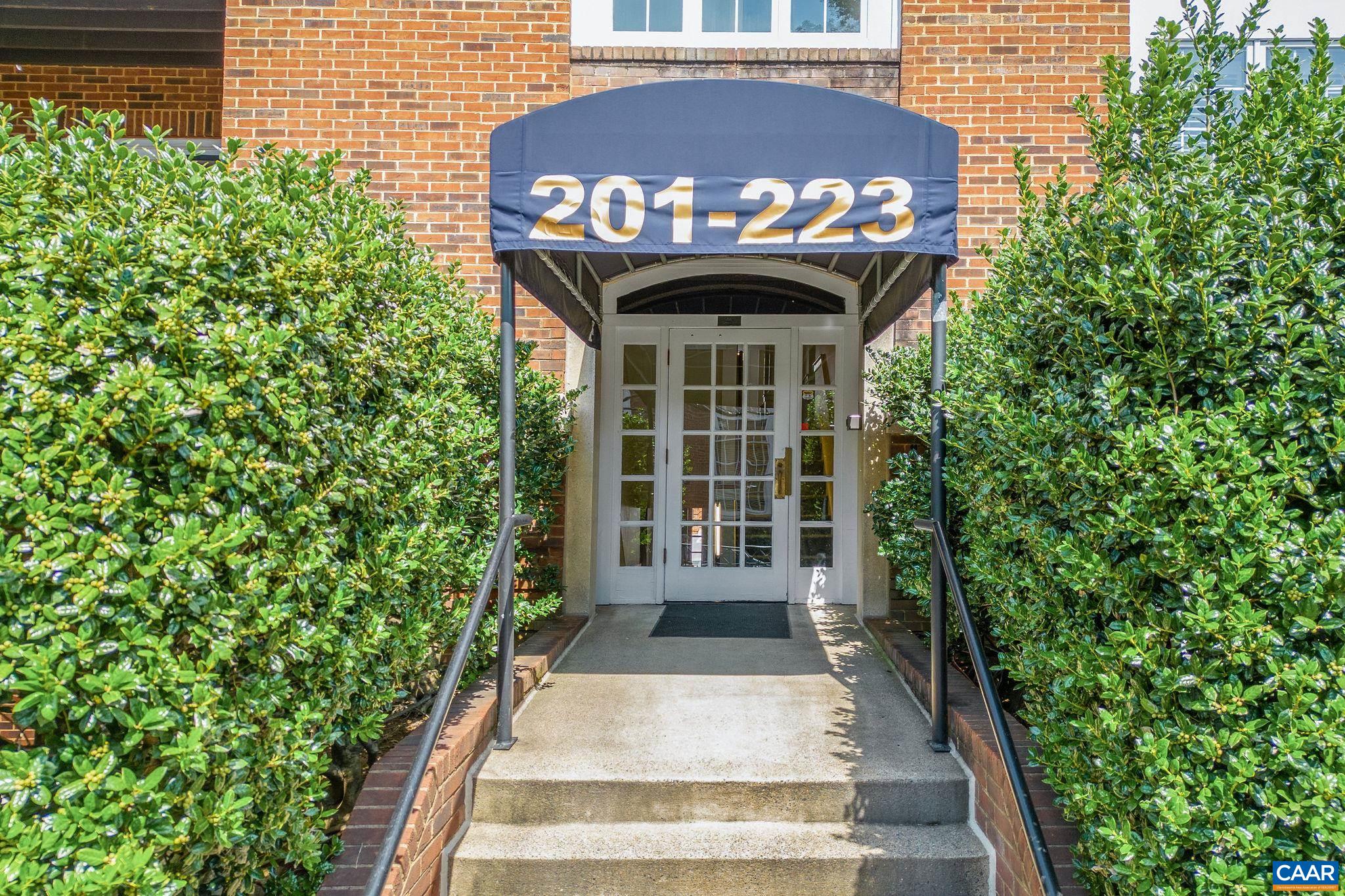 207 EAST JEFFERSON ST Unit: 4-5