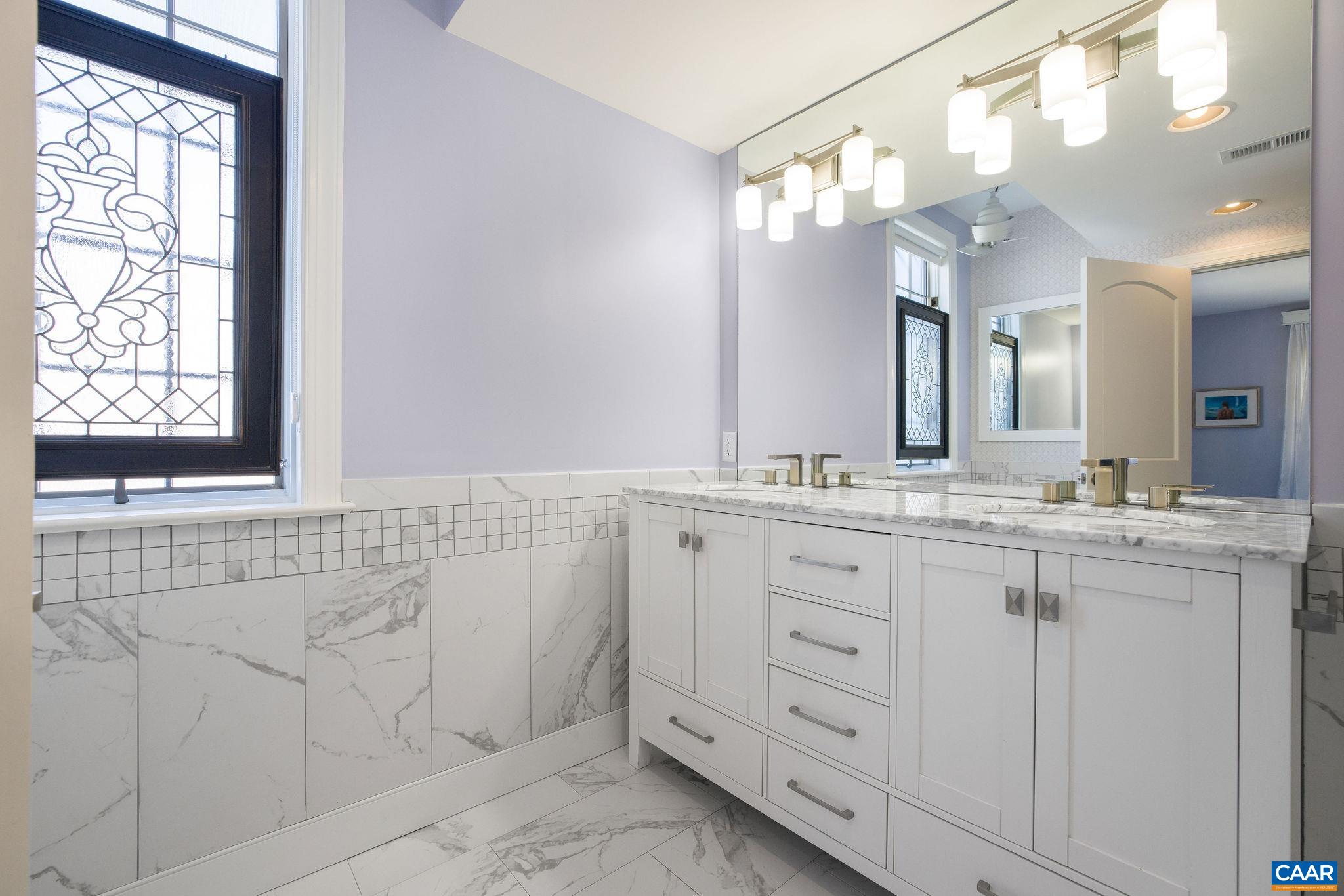 207 EAST JEFFERSON ST Unit: 4-5
