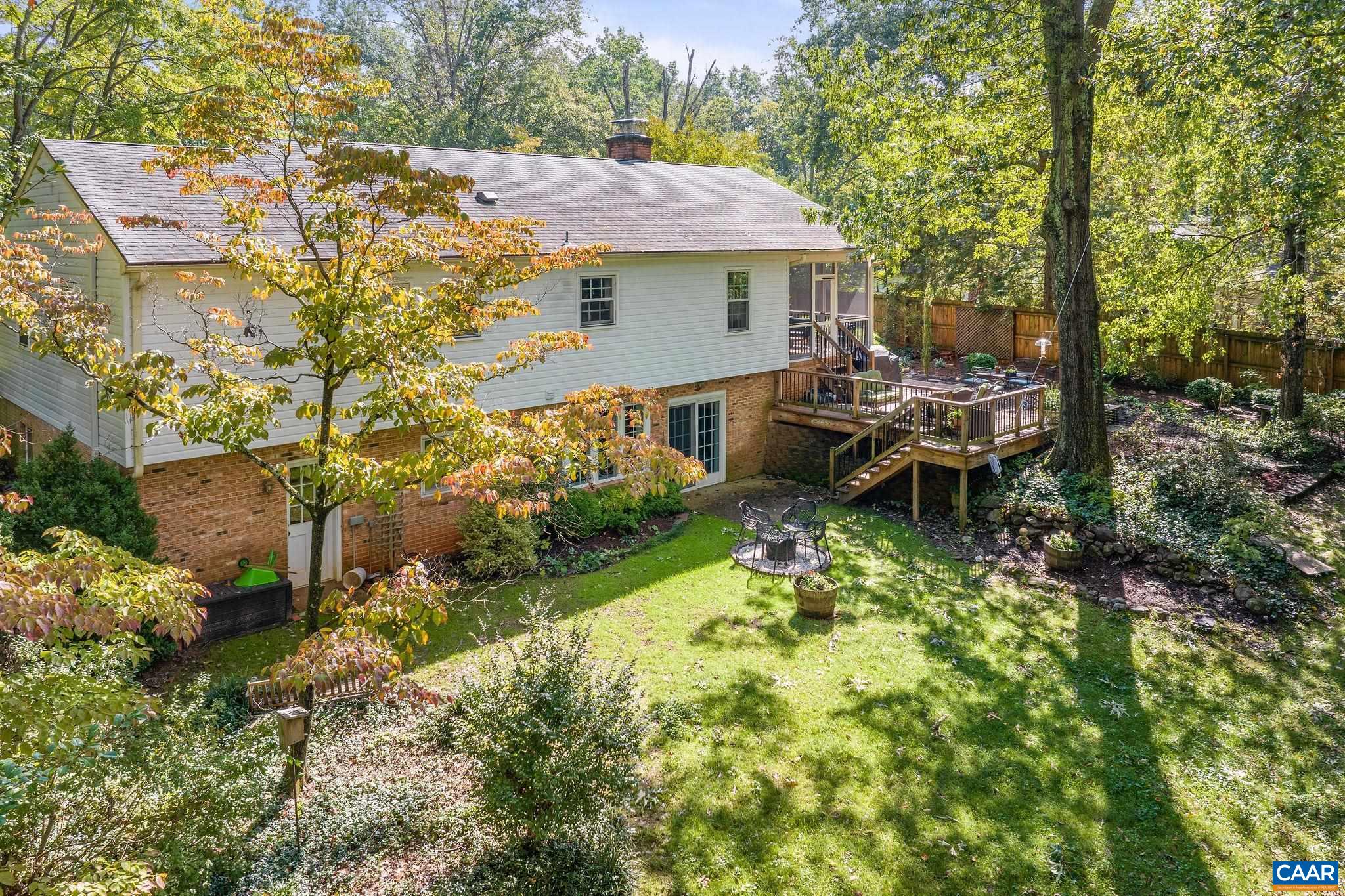 2923 IDLEWOOD DR