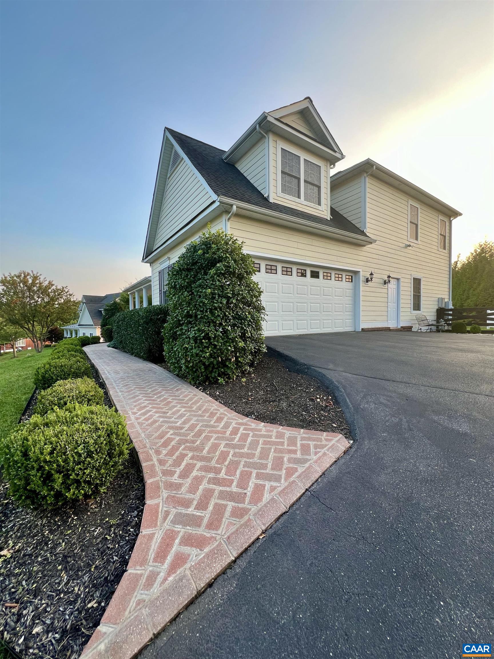 2012 ASPEN DR