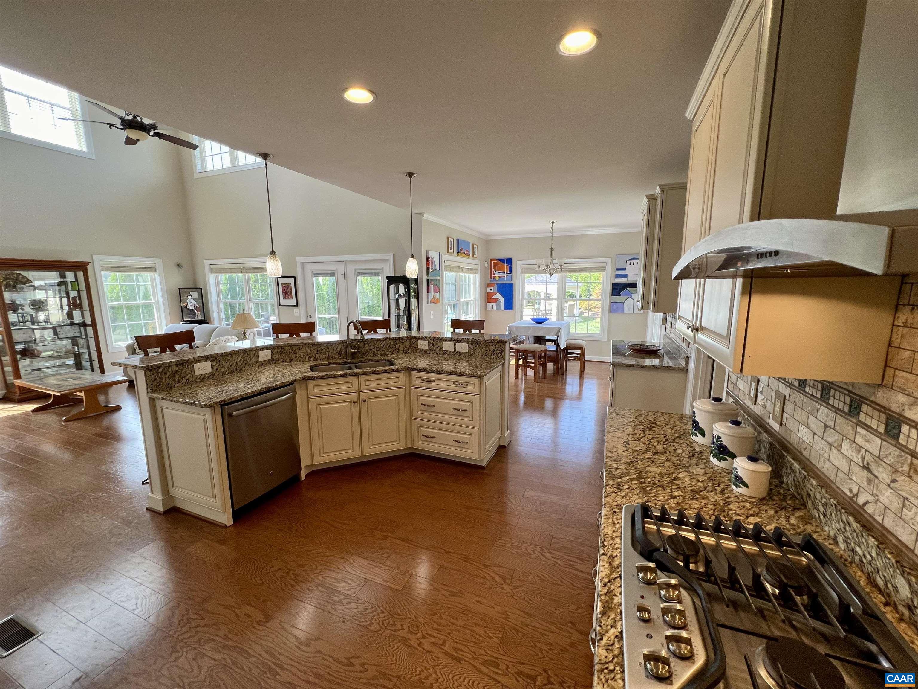 2012 ASPEN DR