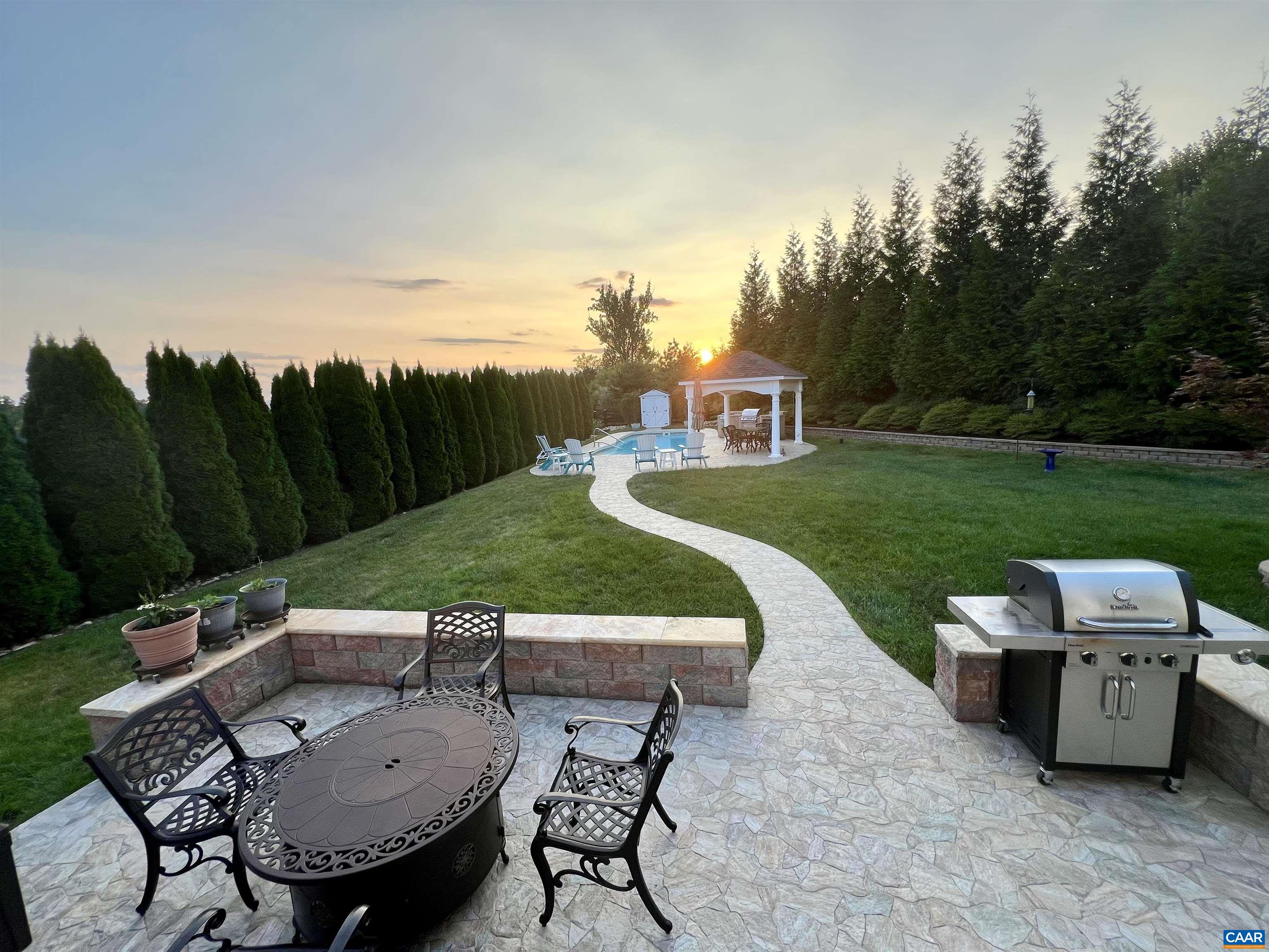 2012 ASPEN DR