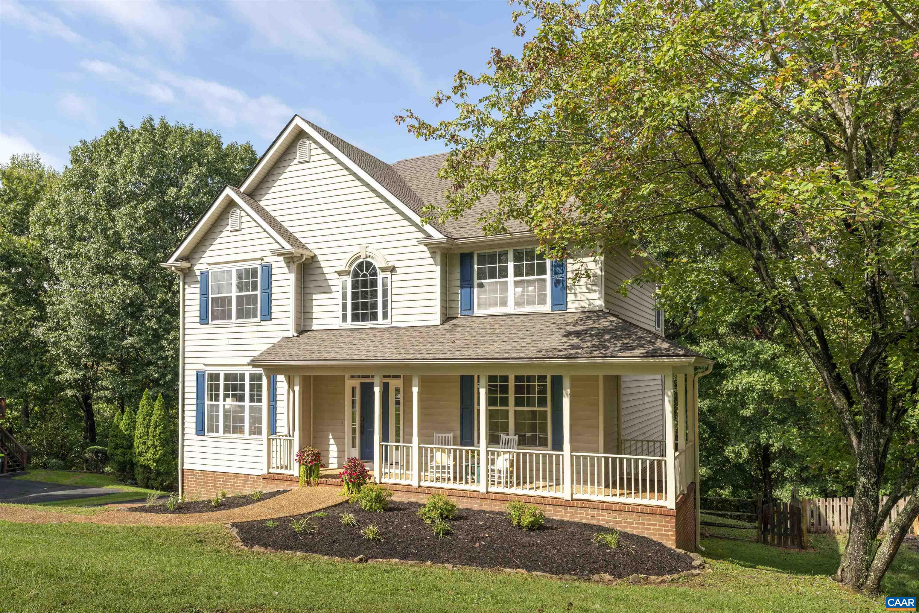 1186 FOXCHASE RDG
