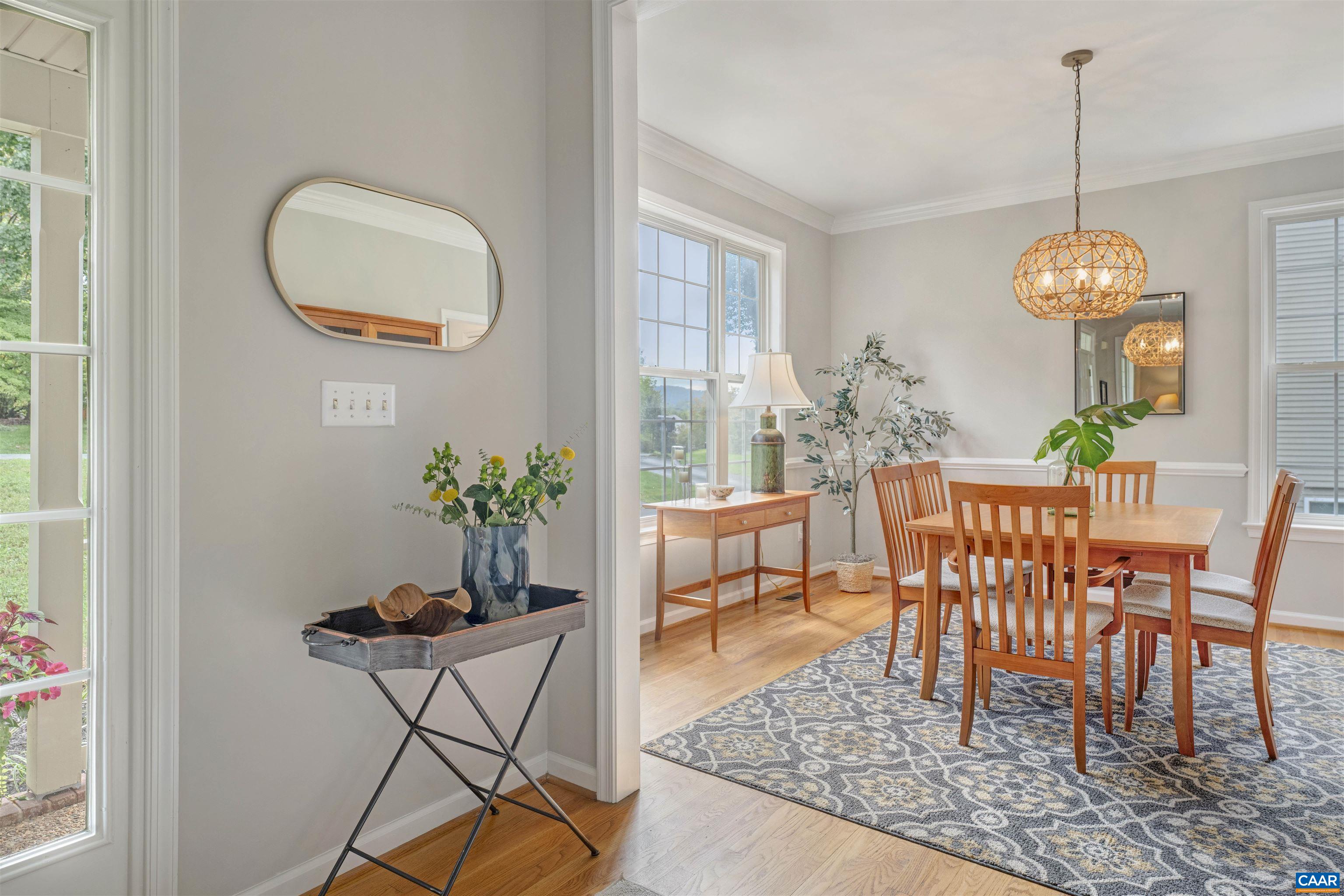 1186 FOXCHASE RDG