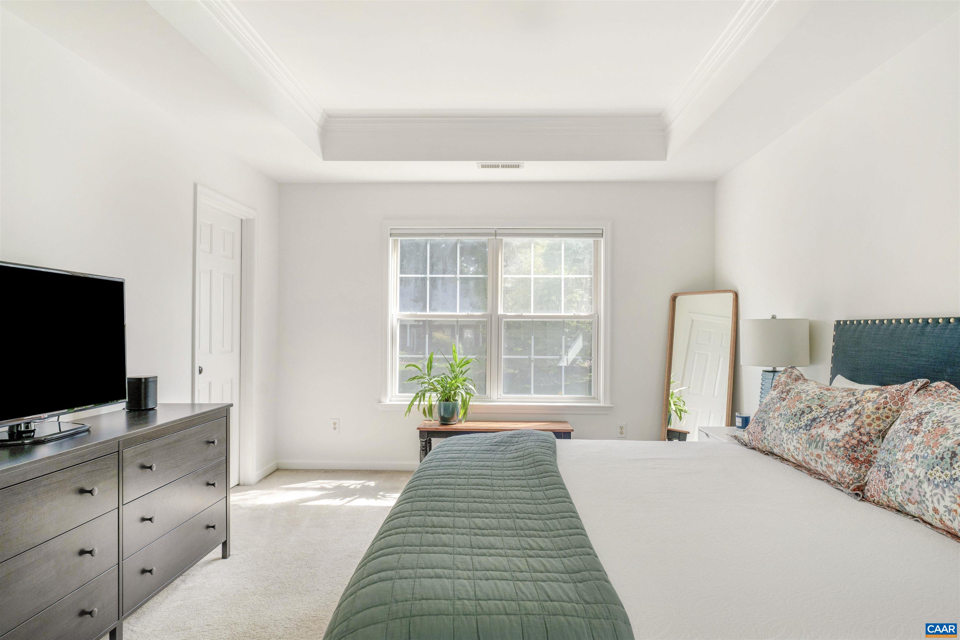 1186 FOXCHASE RDG