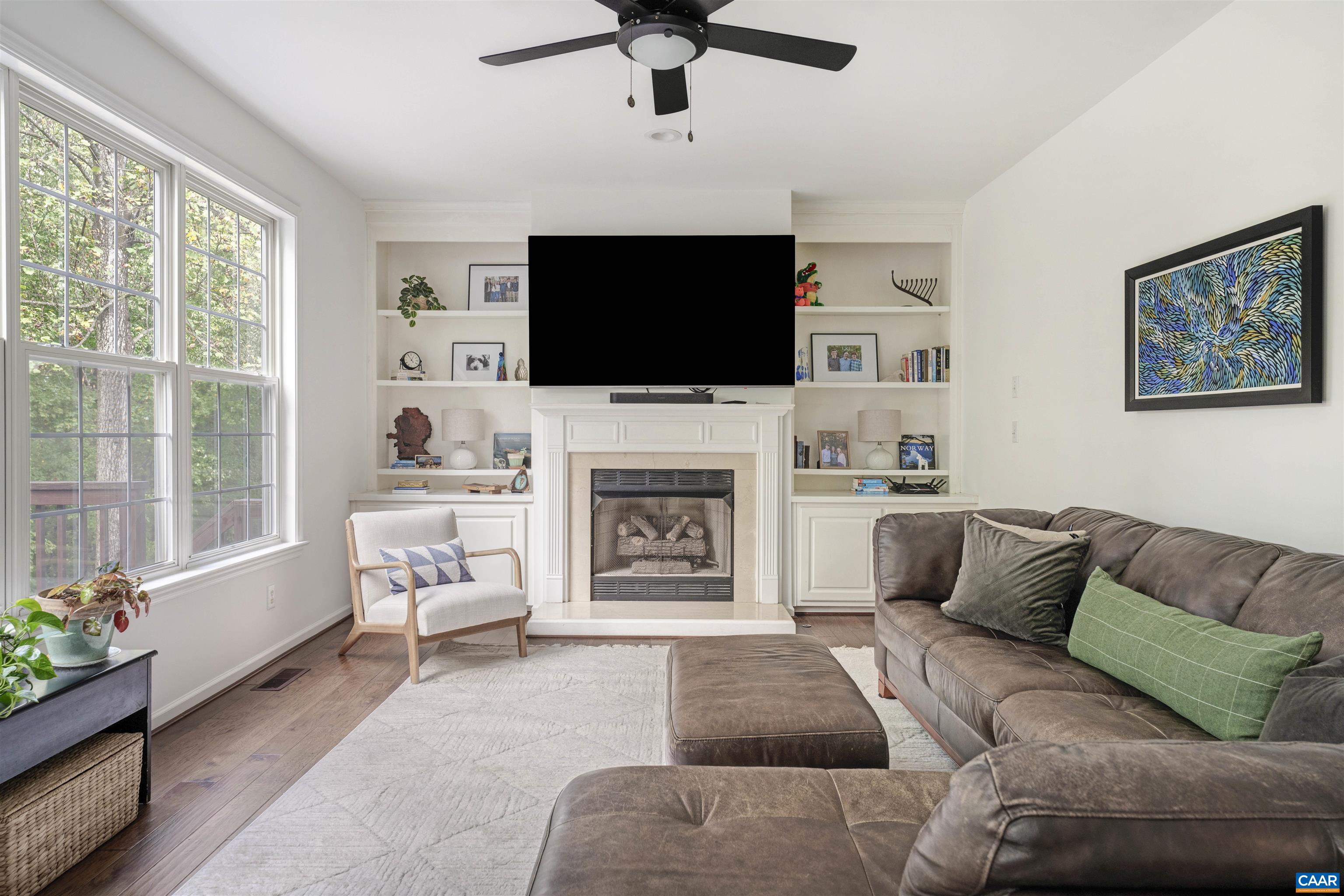 1186 FOXCHASE RDG