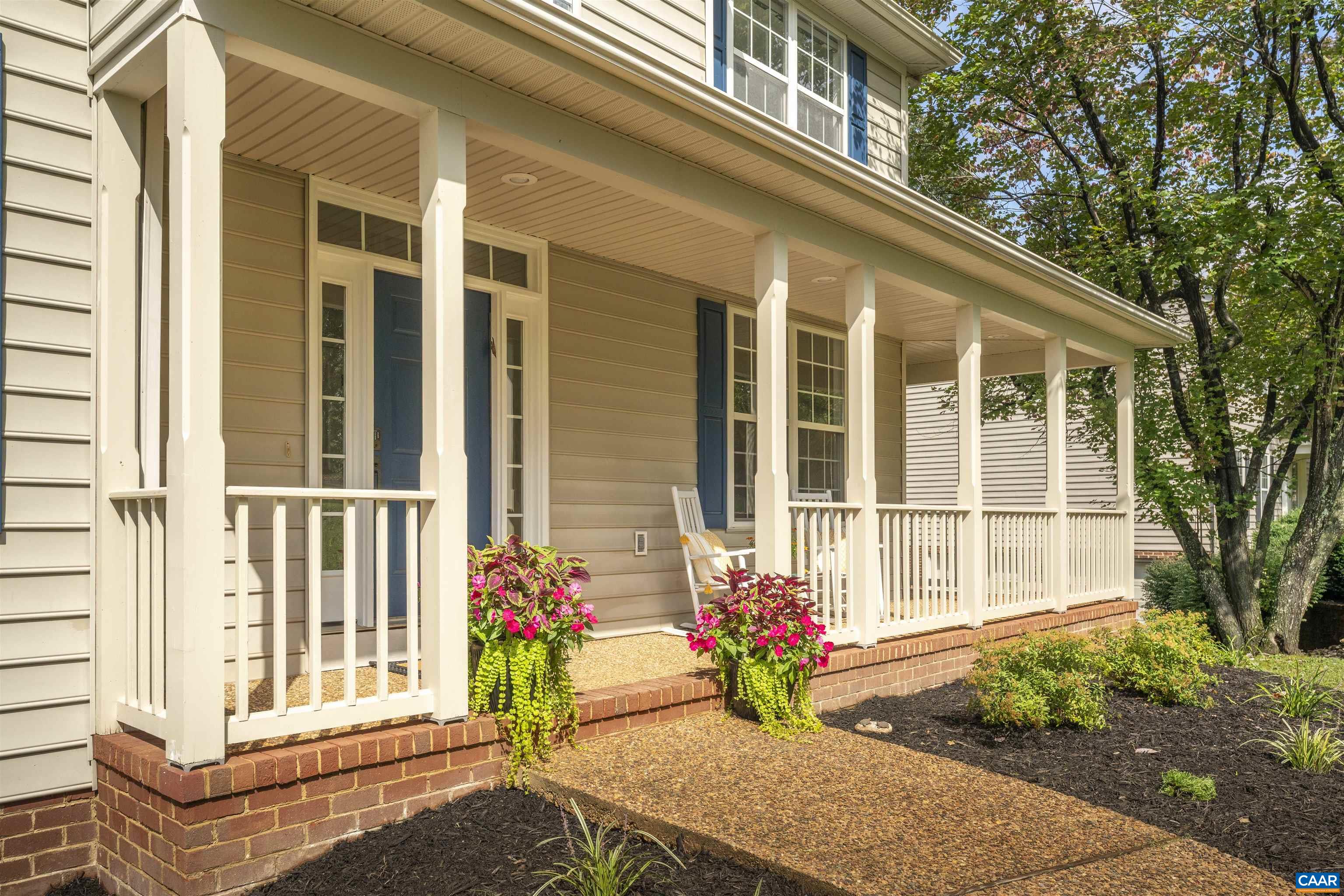 1186 FOXCHASE RDG