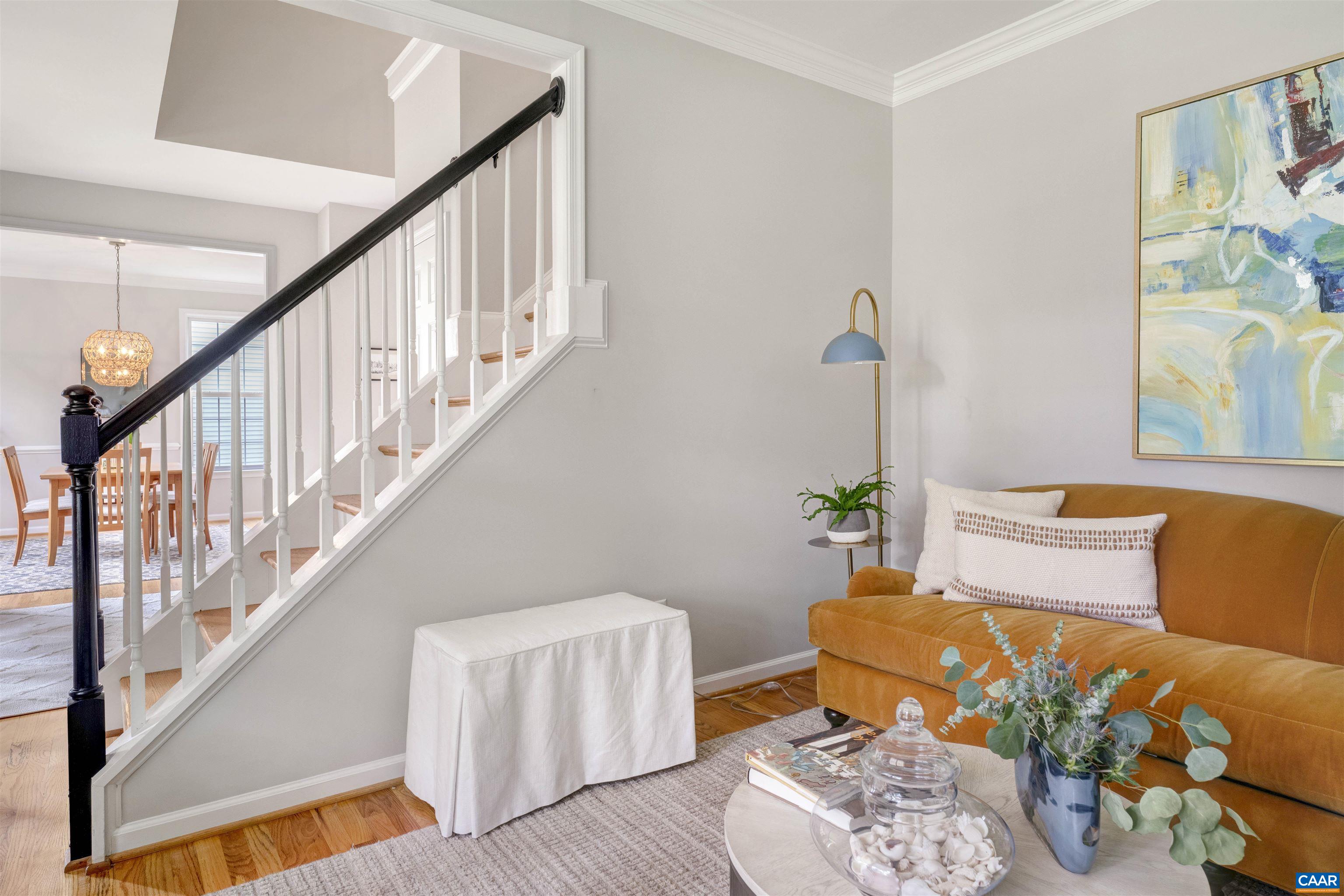 1186 FOXCHASE RDG