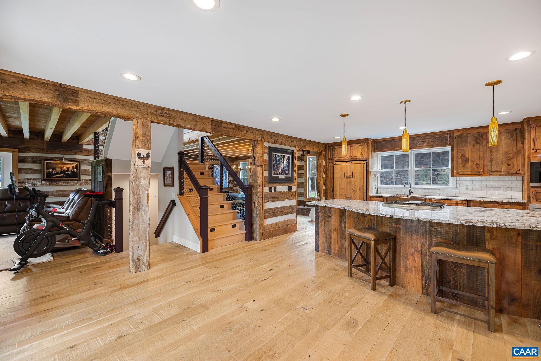 5620 BLENHEIM RD