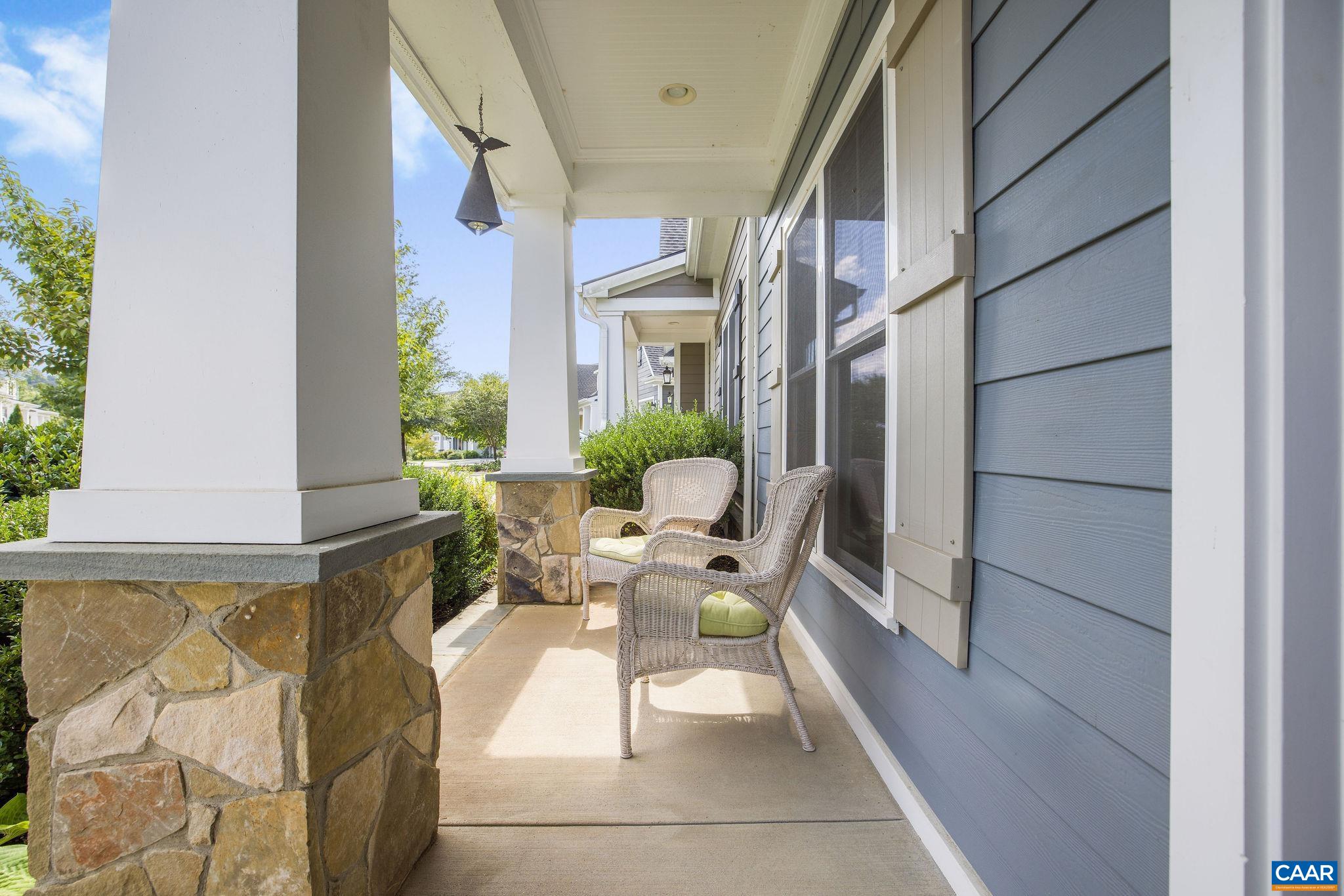 537 TRAILSIDE DR