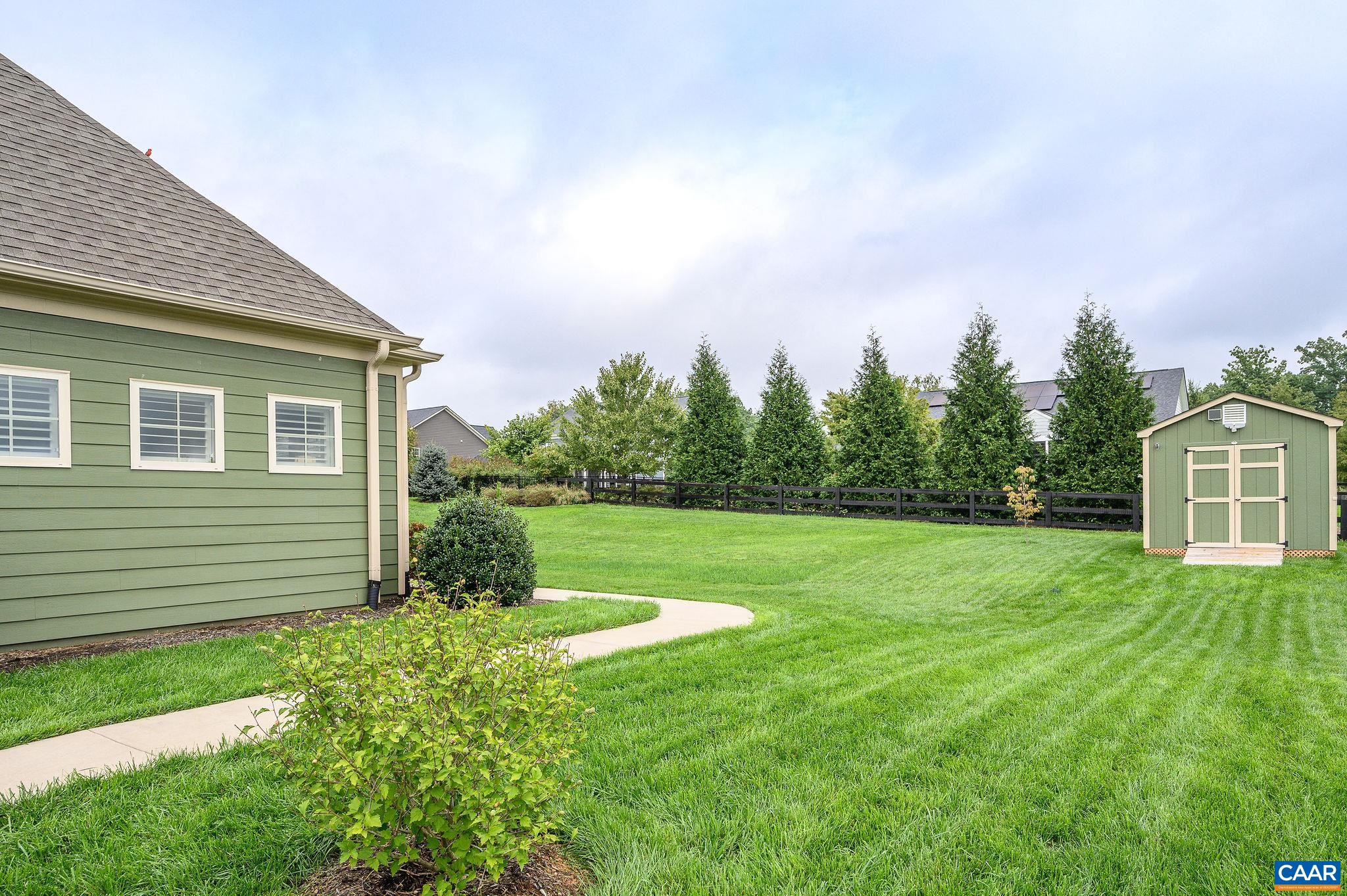 1423 TRINITY WAY