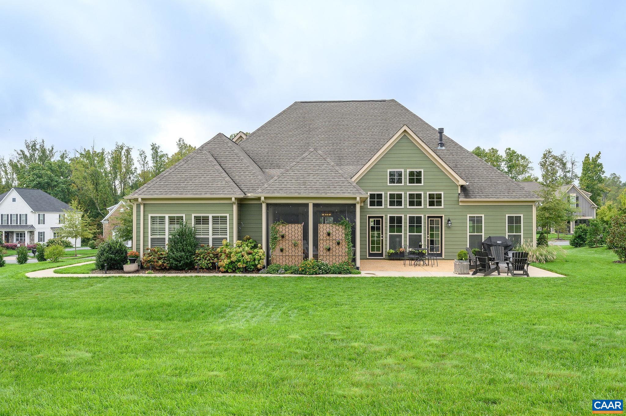 1423 TRINITY WAY