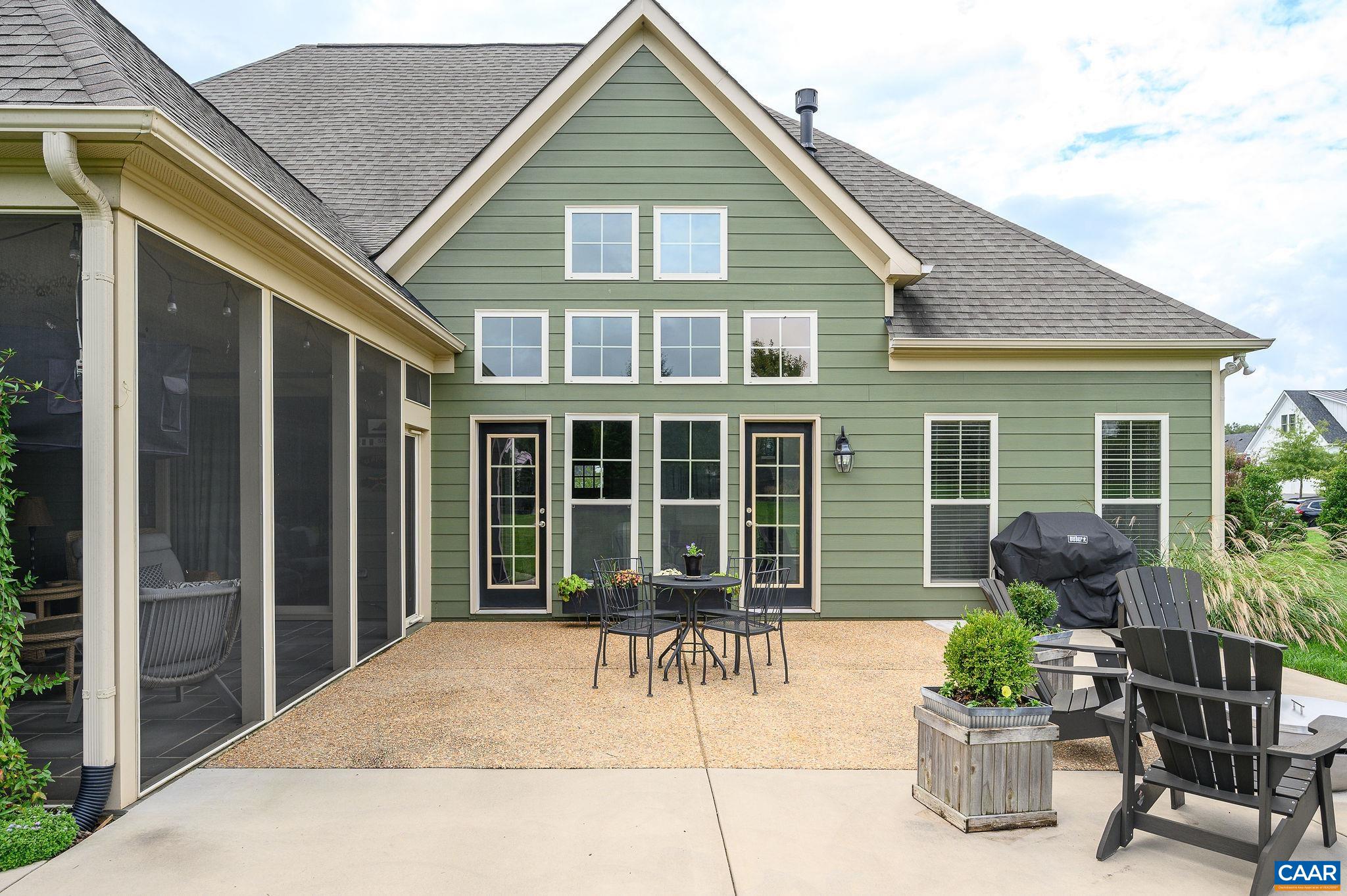 1423 TRINITY WAY