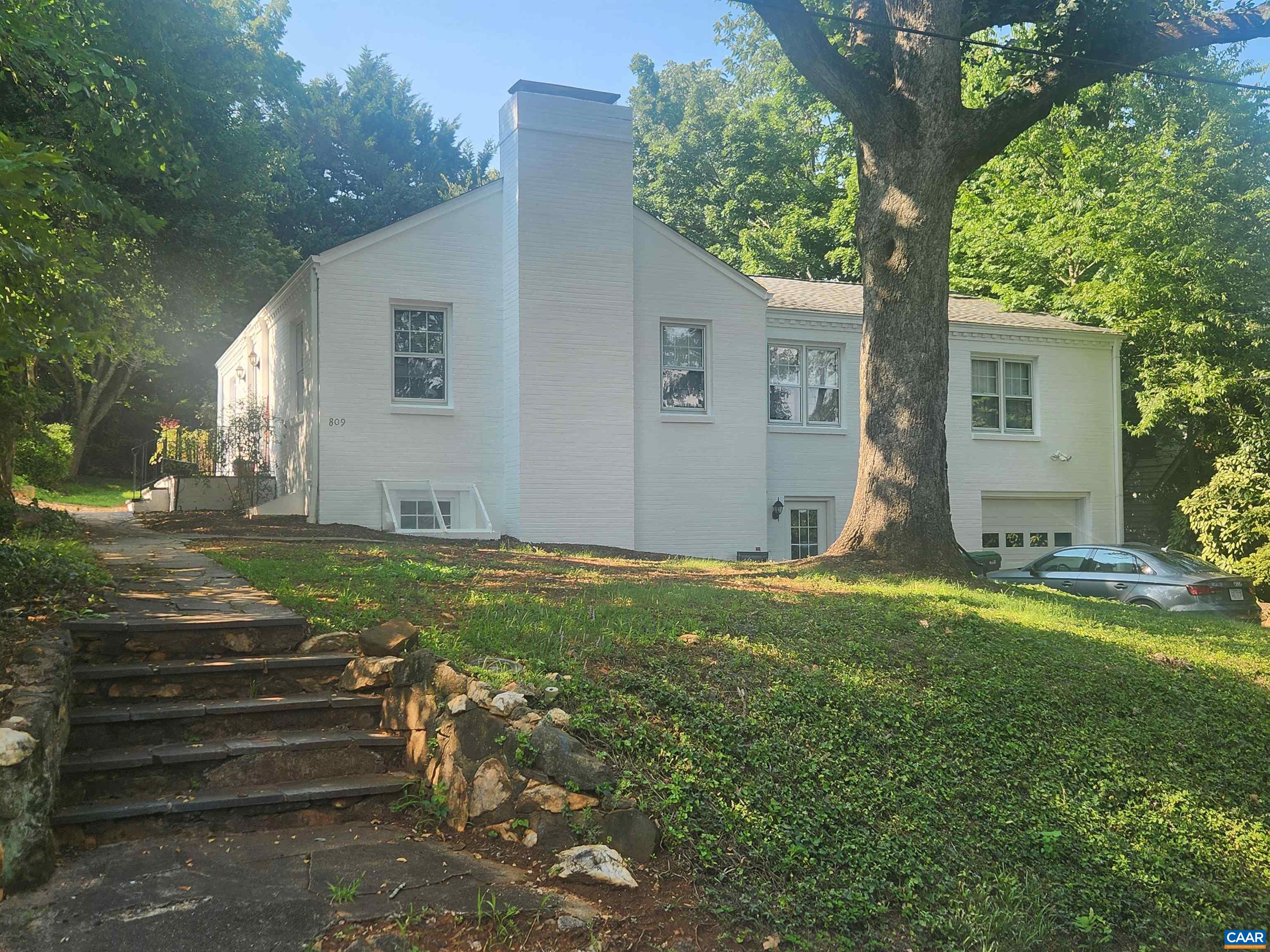 809 CABELL AVE Unit: A and B