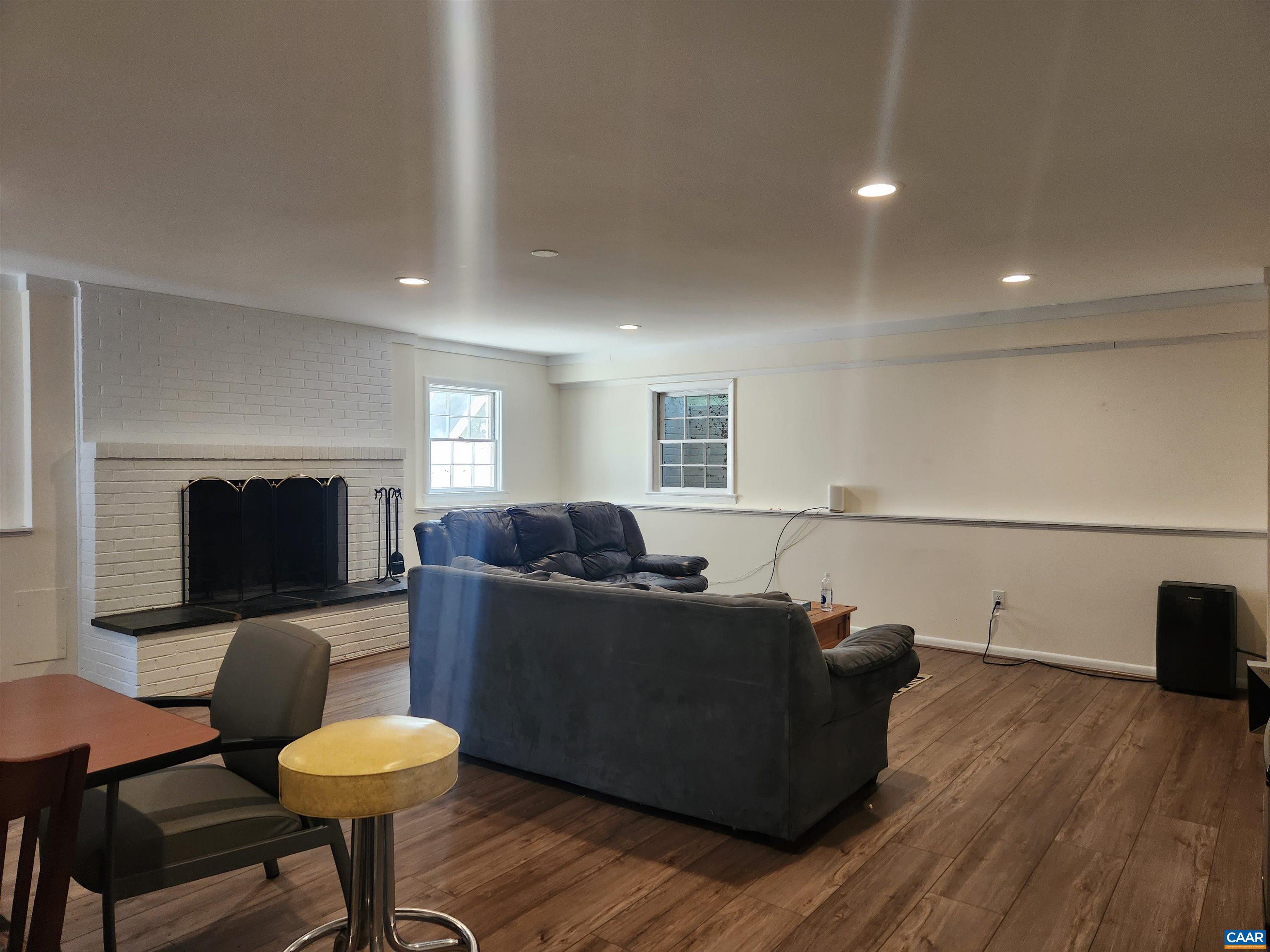 809 CABELL AVE Unit: A and B
