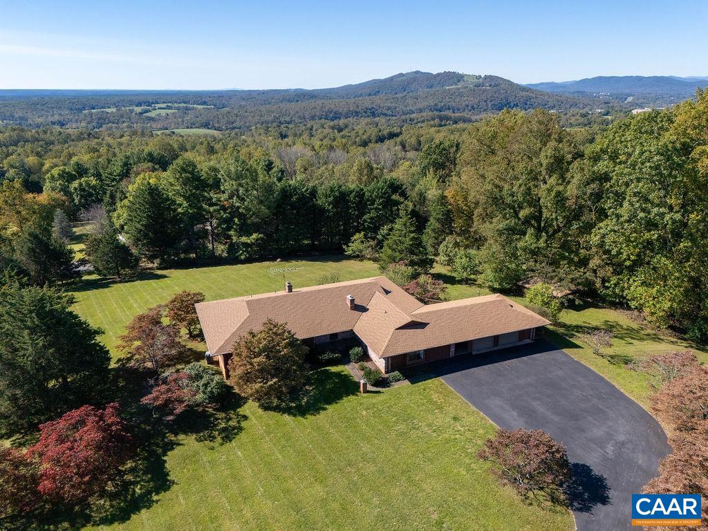 250 JEFFERS DR