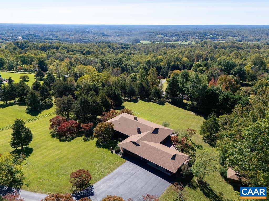 250 JEFFERS DR