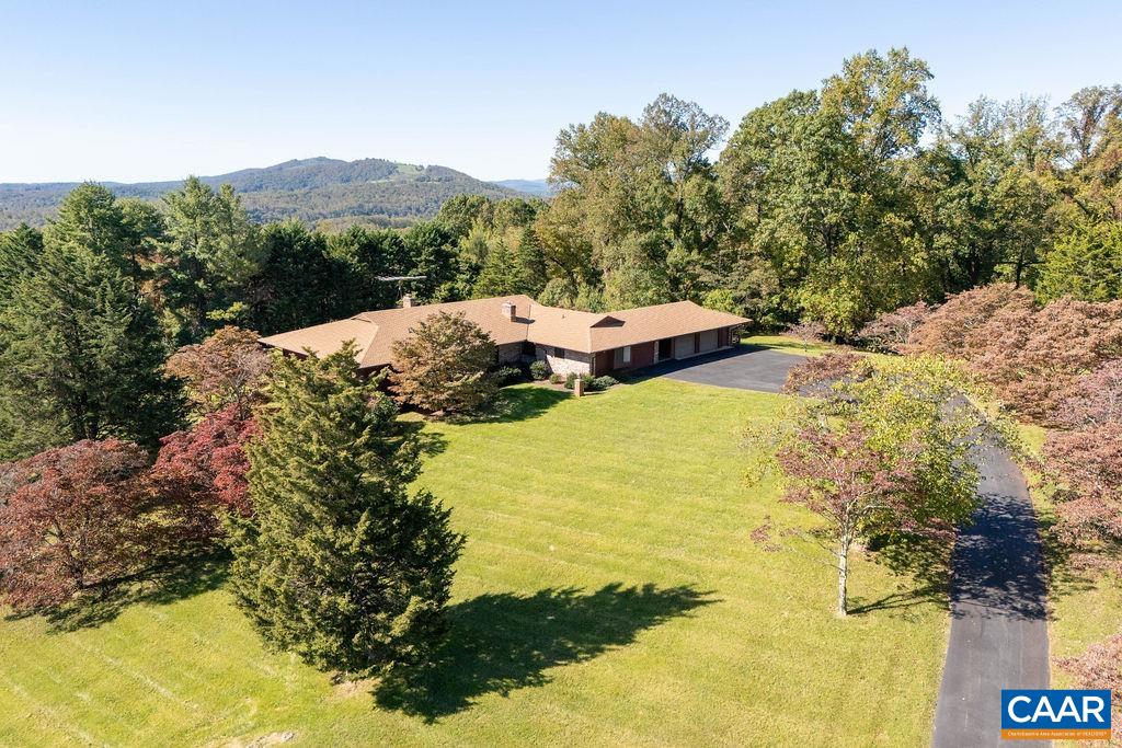 250 JEFFERS DR