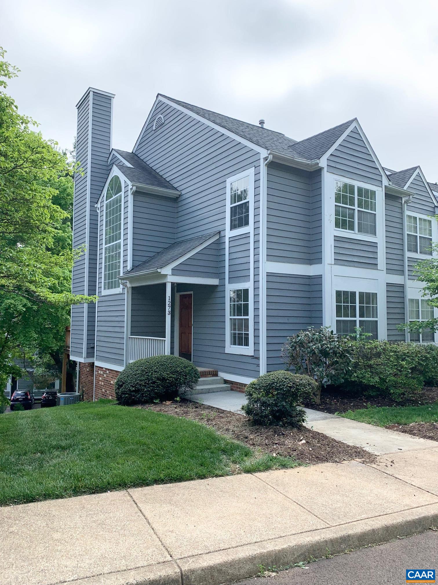 1273 MAPLE VIEW DR