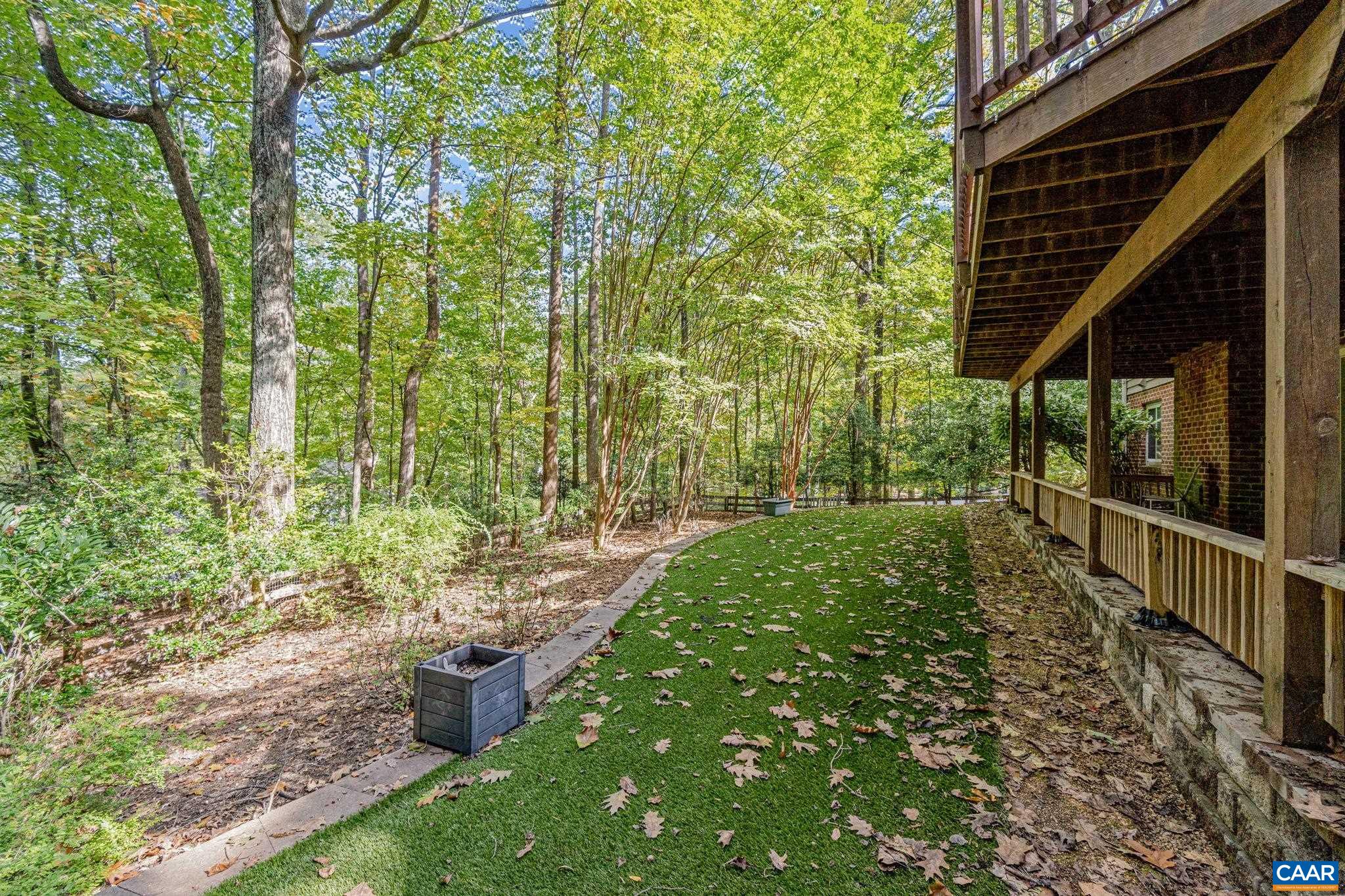 56 HICKORY LN