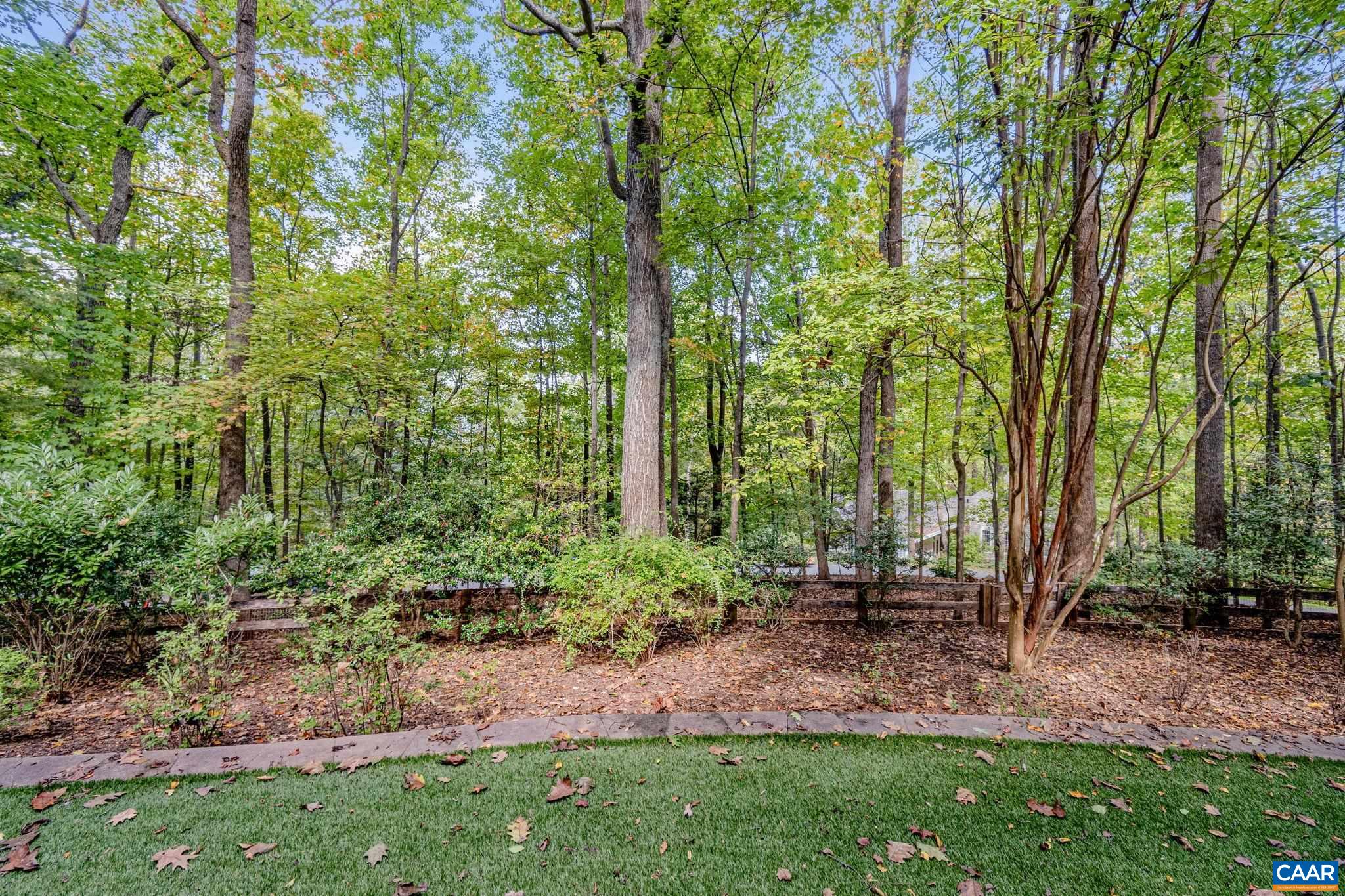 56 HICKORY LN