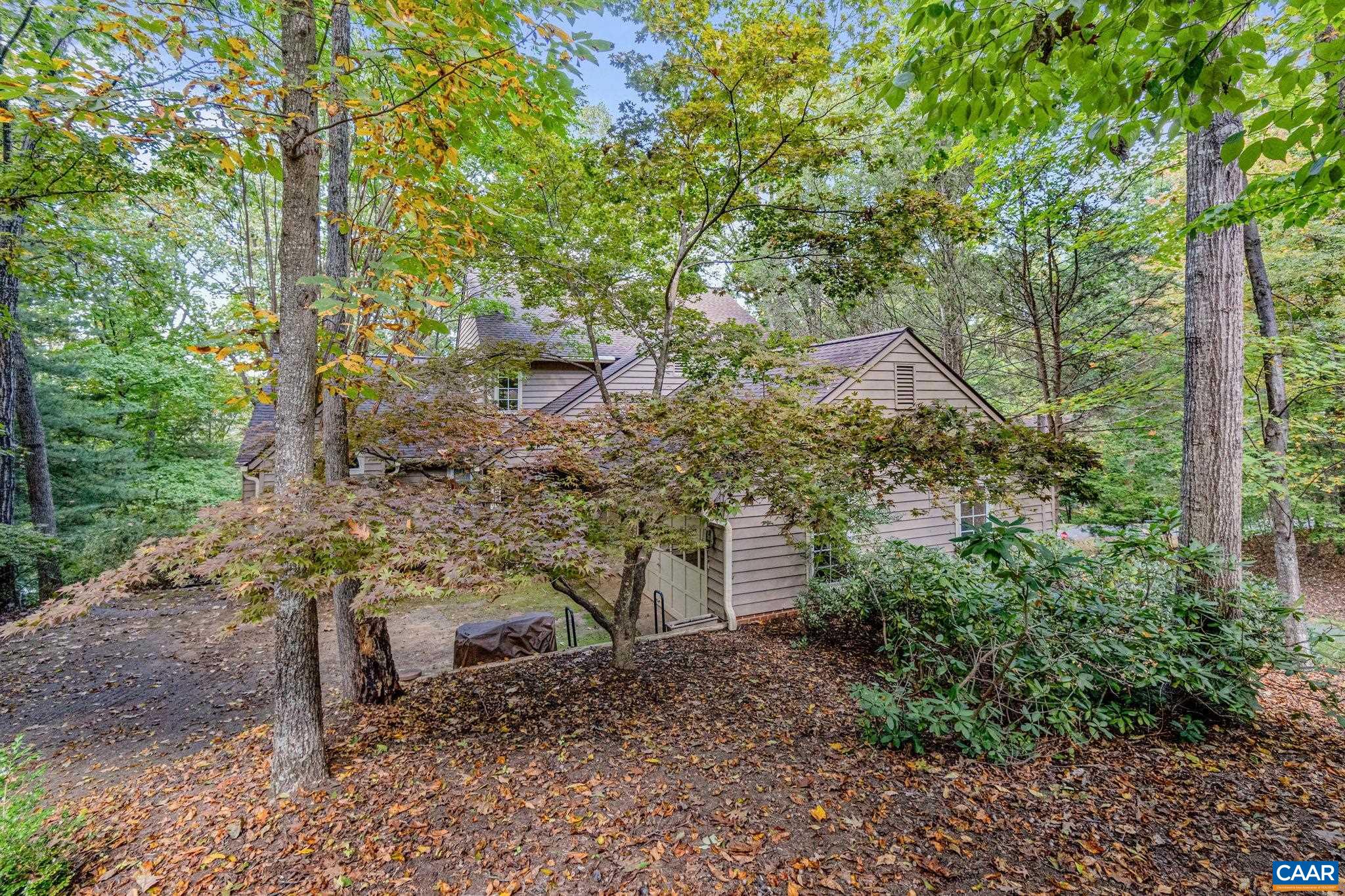 56 HICKORY LN