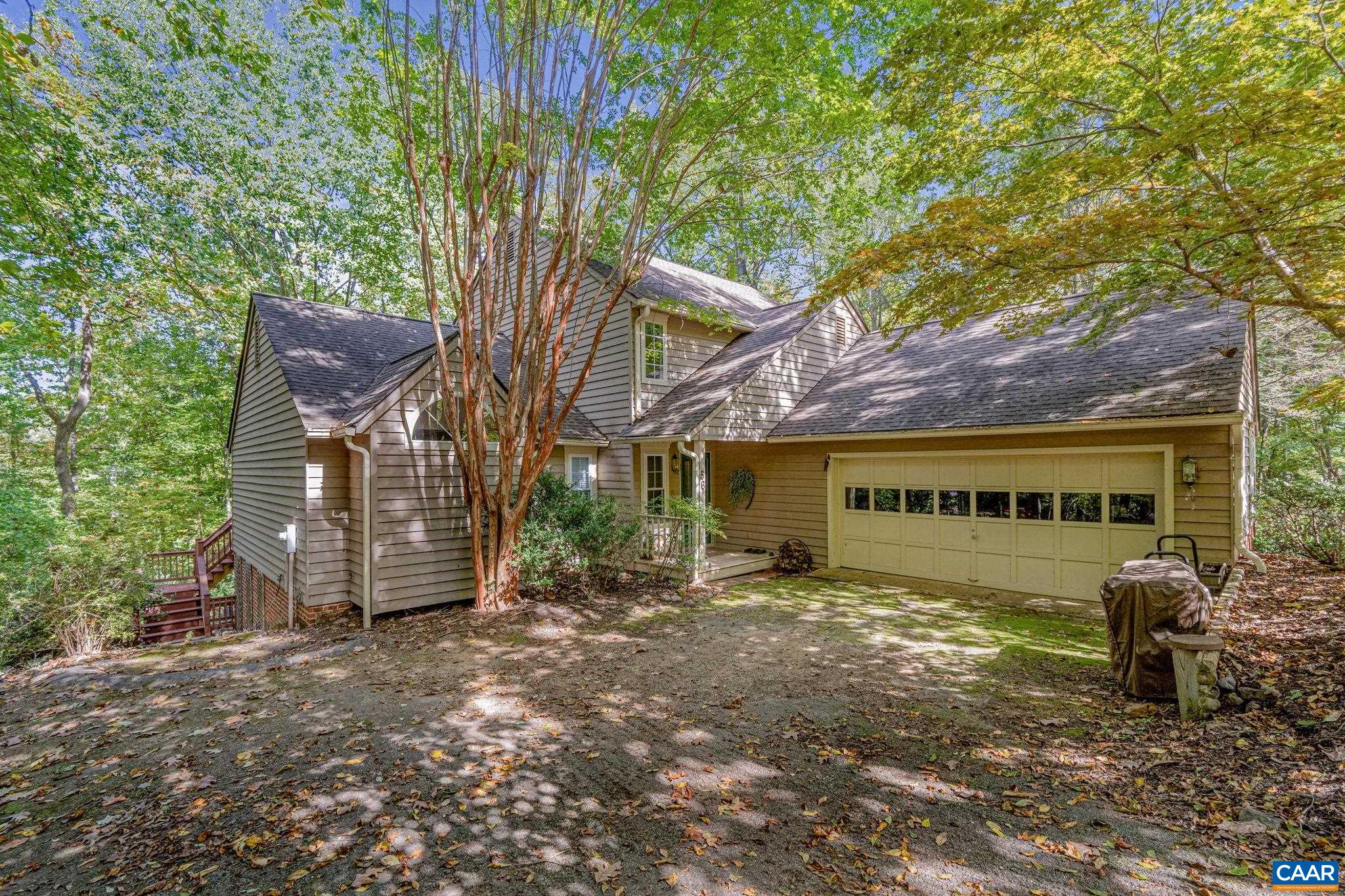 56 HICKORY LN