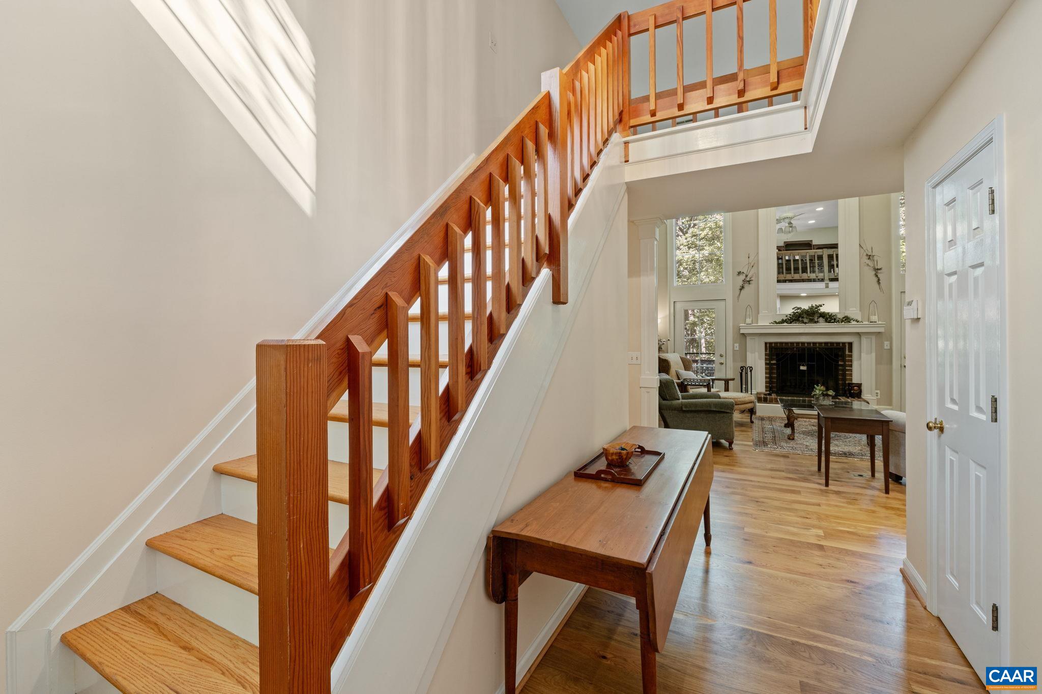 56 HICKORY LN