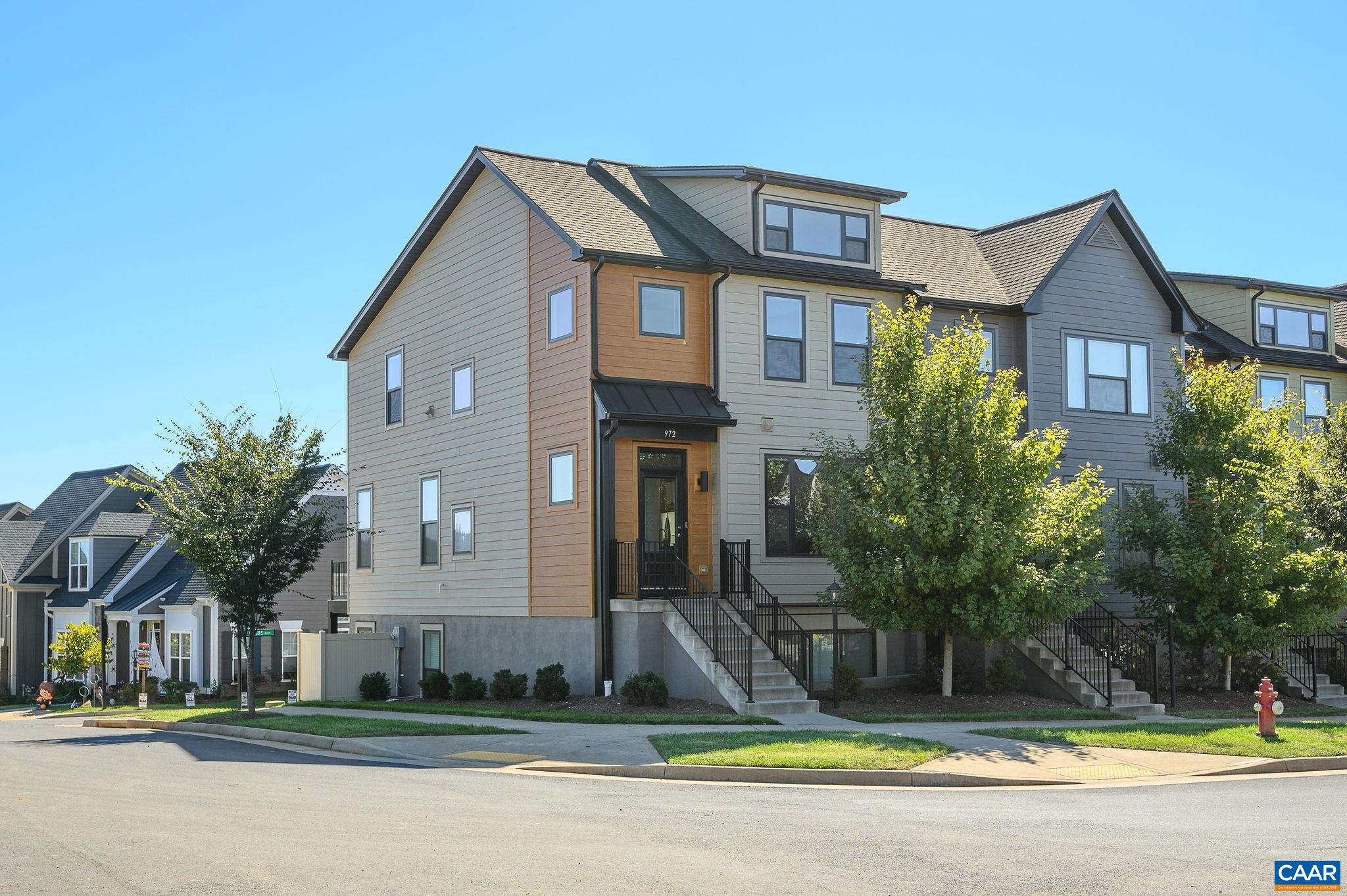 972 BELVEDERE BLVD