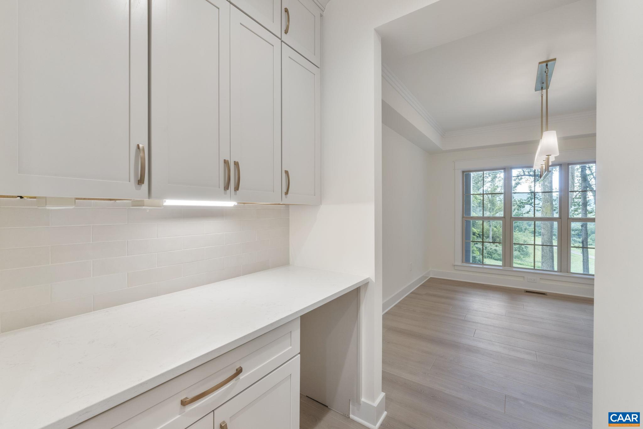 682 VILLA DESTE DR