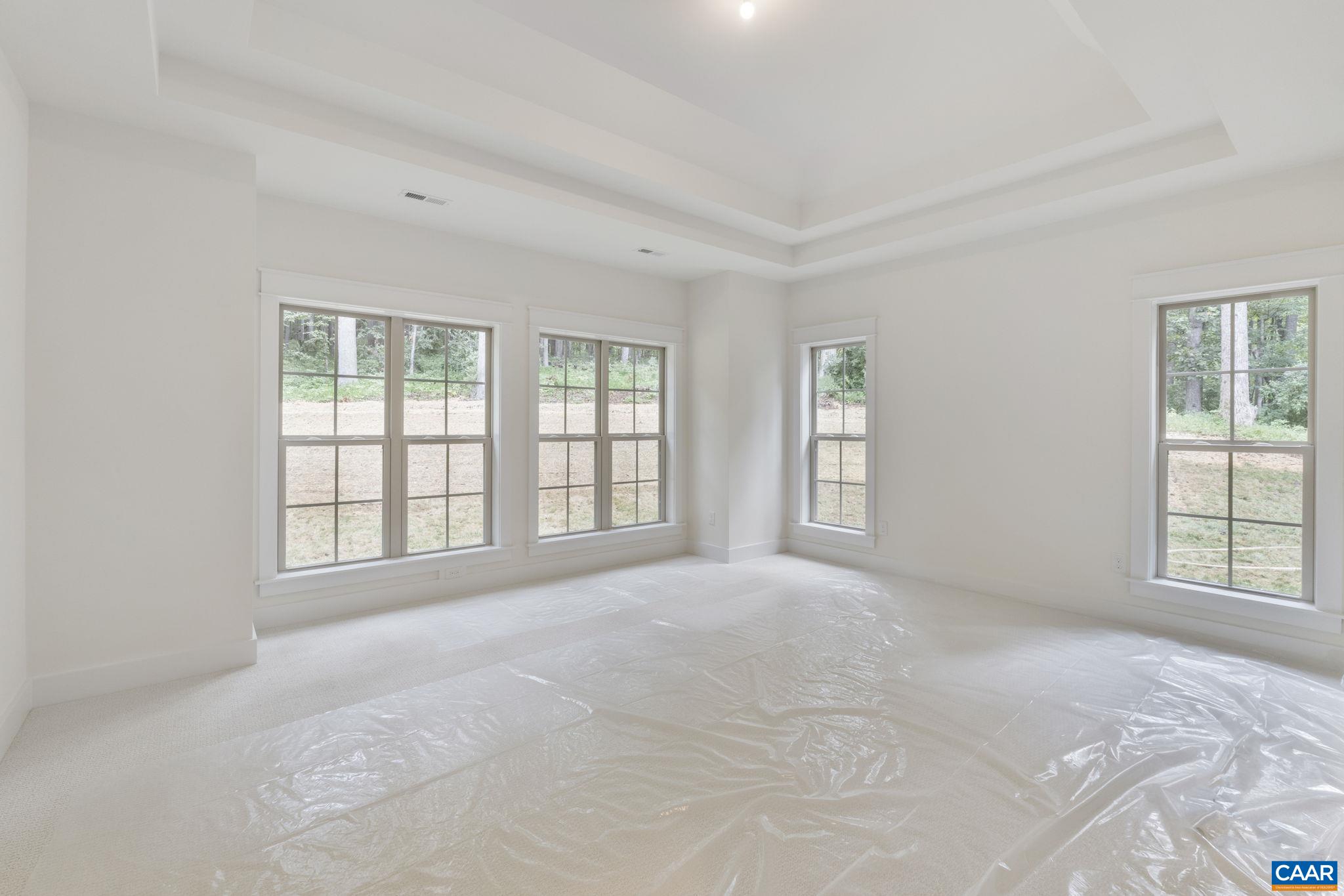 682 VILLA DESTE DR