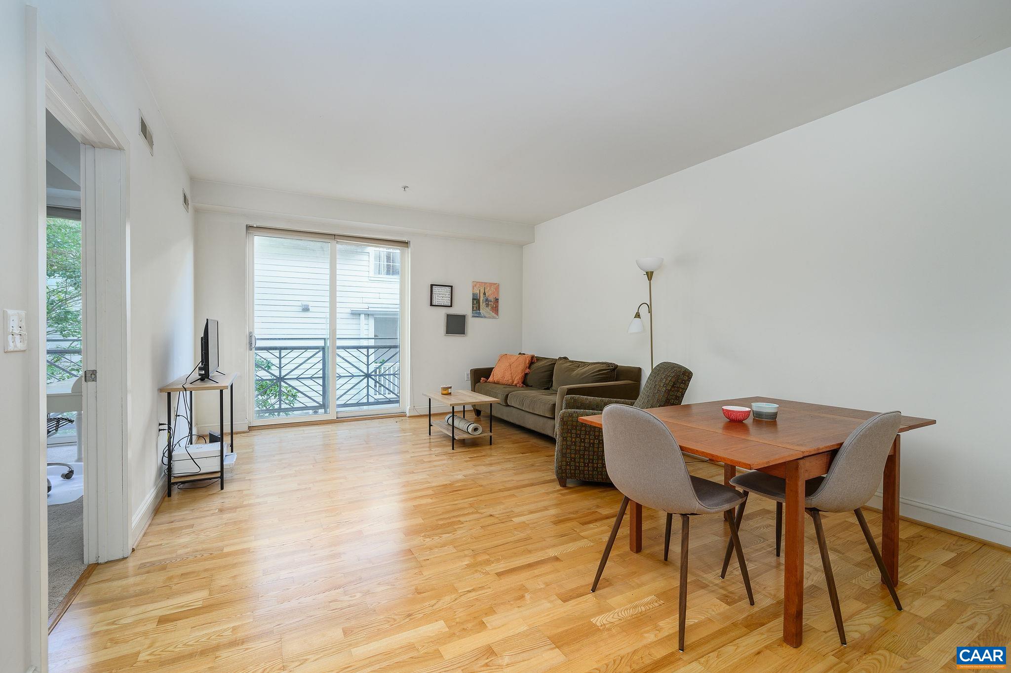 428 MONROE LN Unit: 301