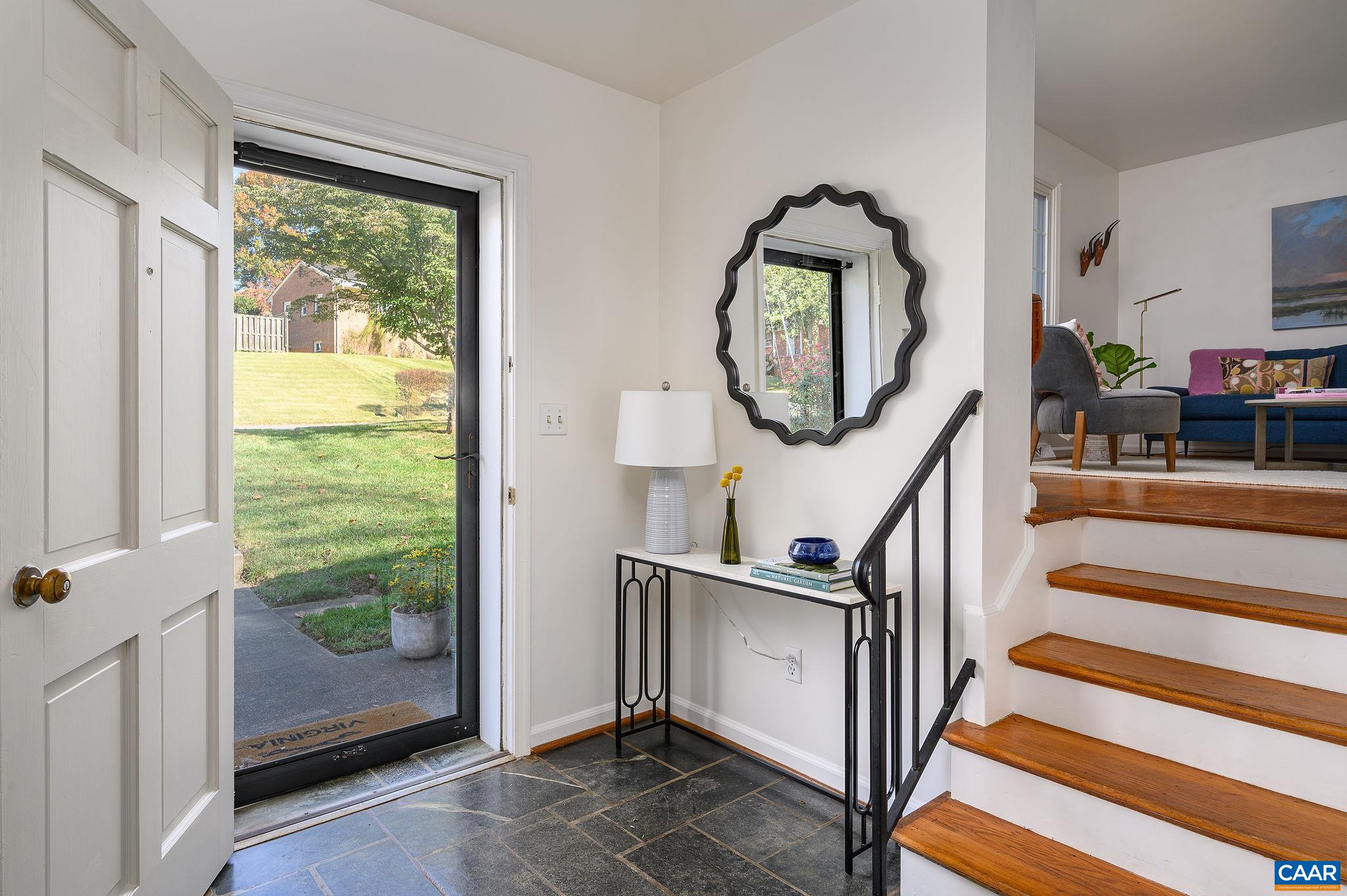 616 MOSELEY DR