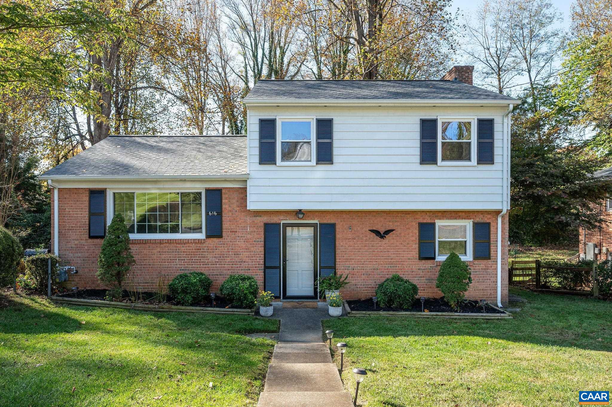 616 MOSELEY DR