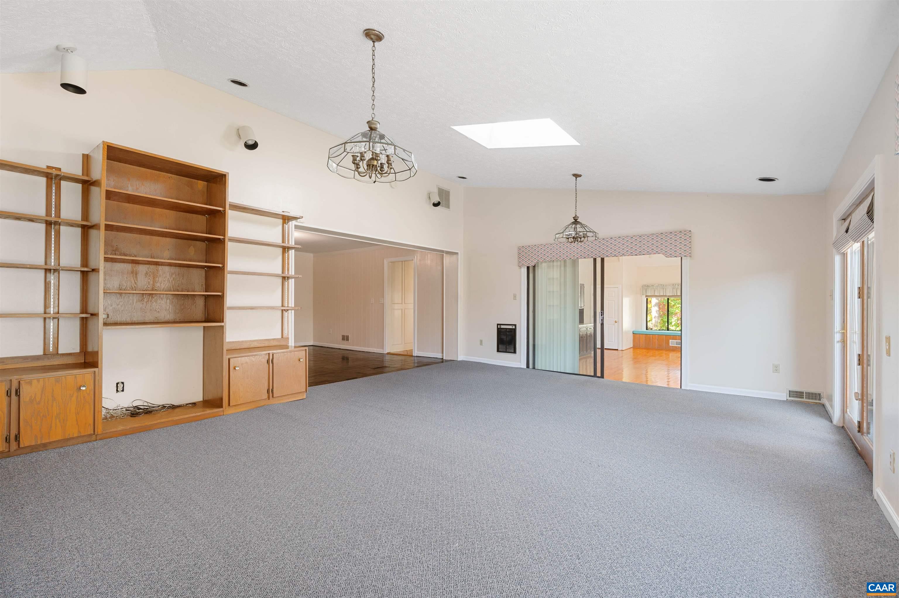 2795 SCOTTSVILLE RD
