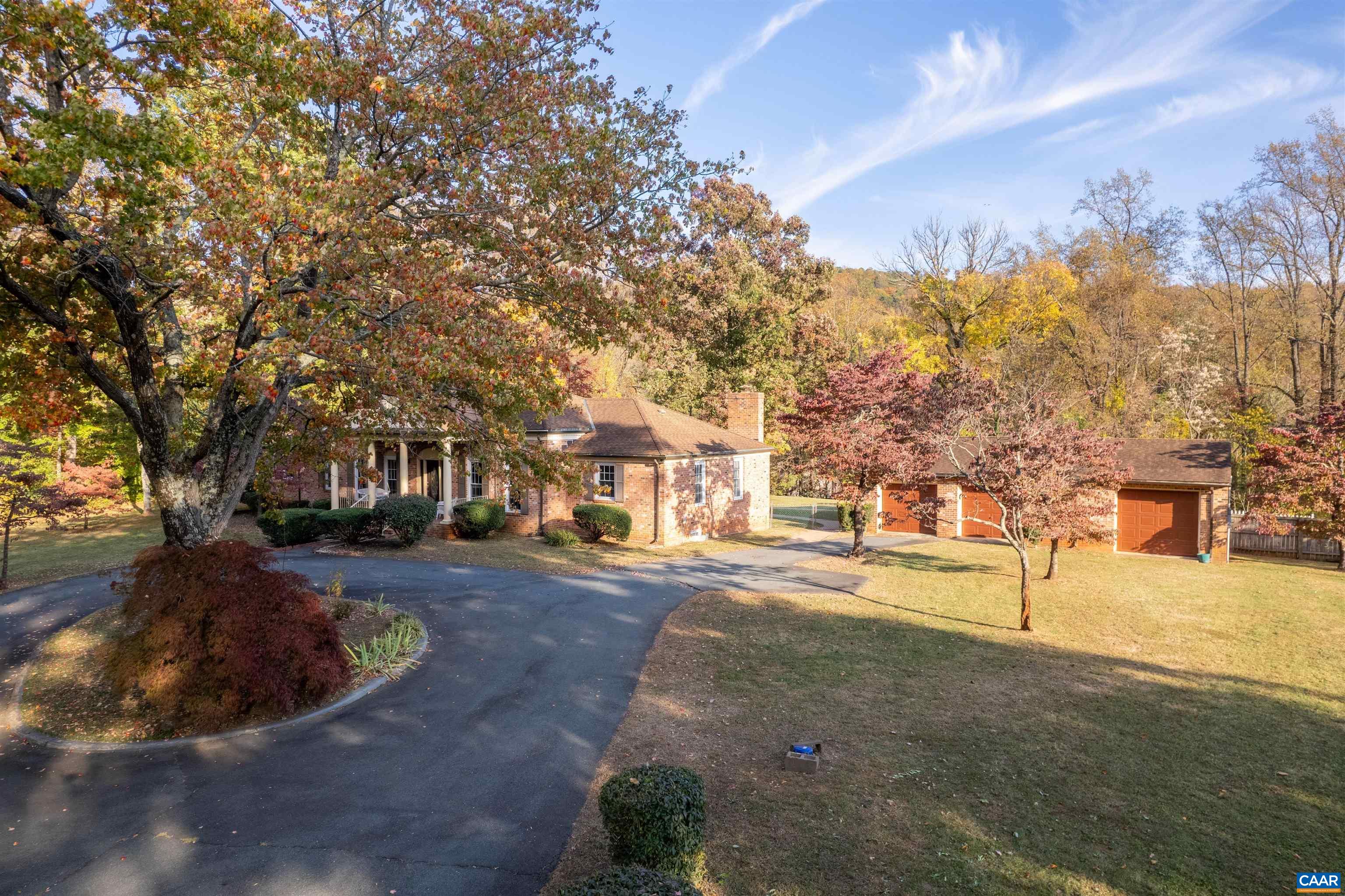 2795 SCOTTSVILLE RD