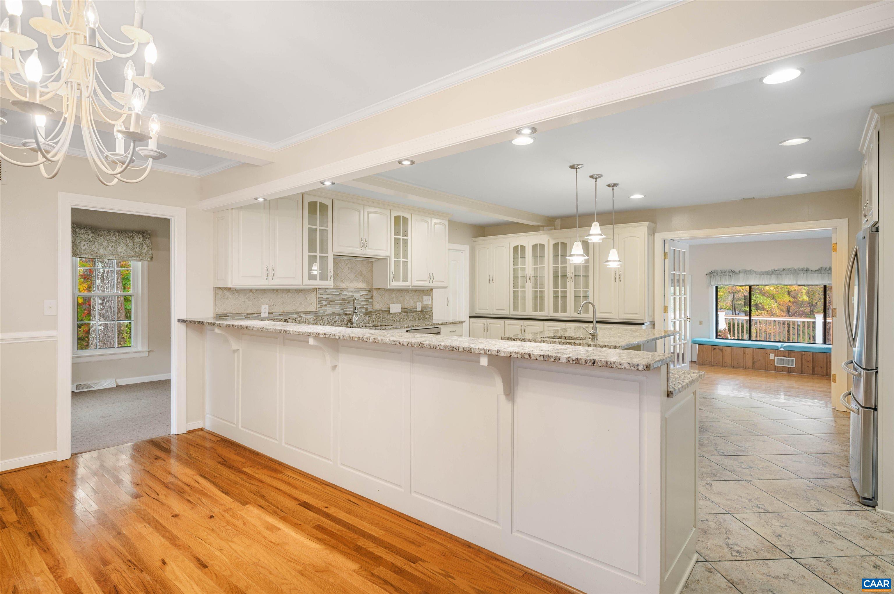 2795 SCOTTSVILLE RD