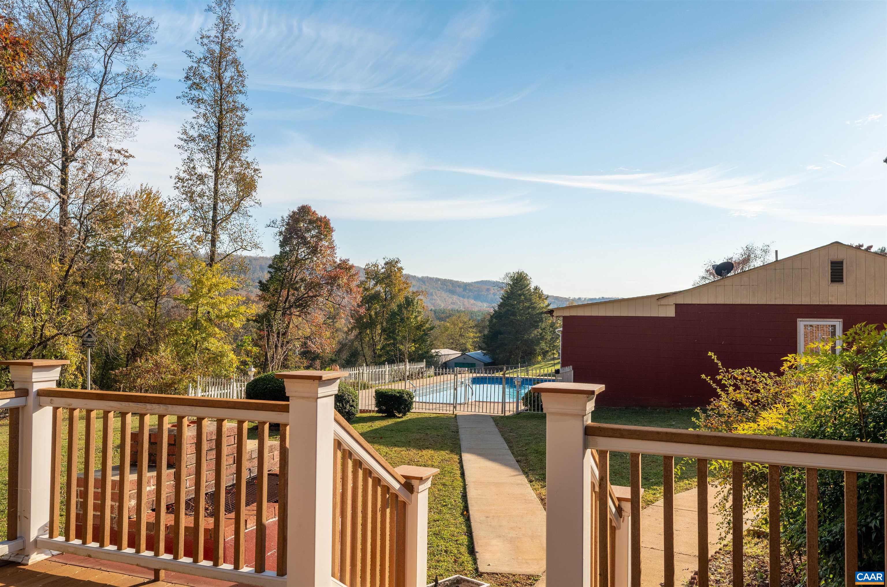 2795 SCOTTSVILLE RD