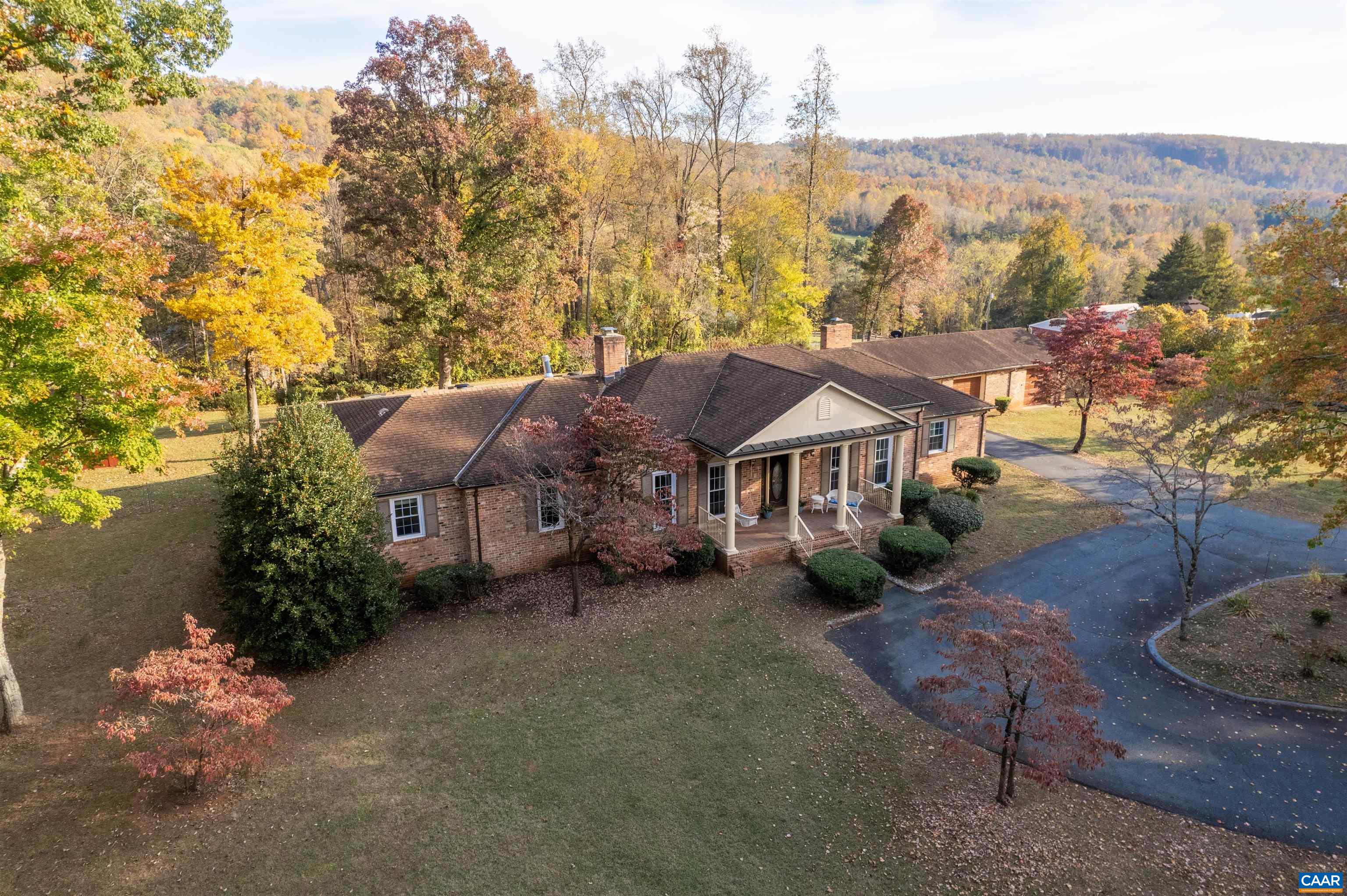 2795 SCOTTSVILLE RD
