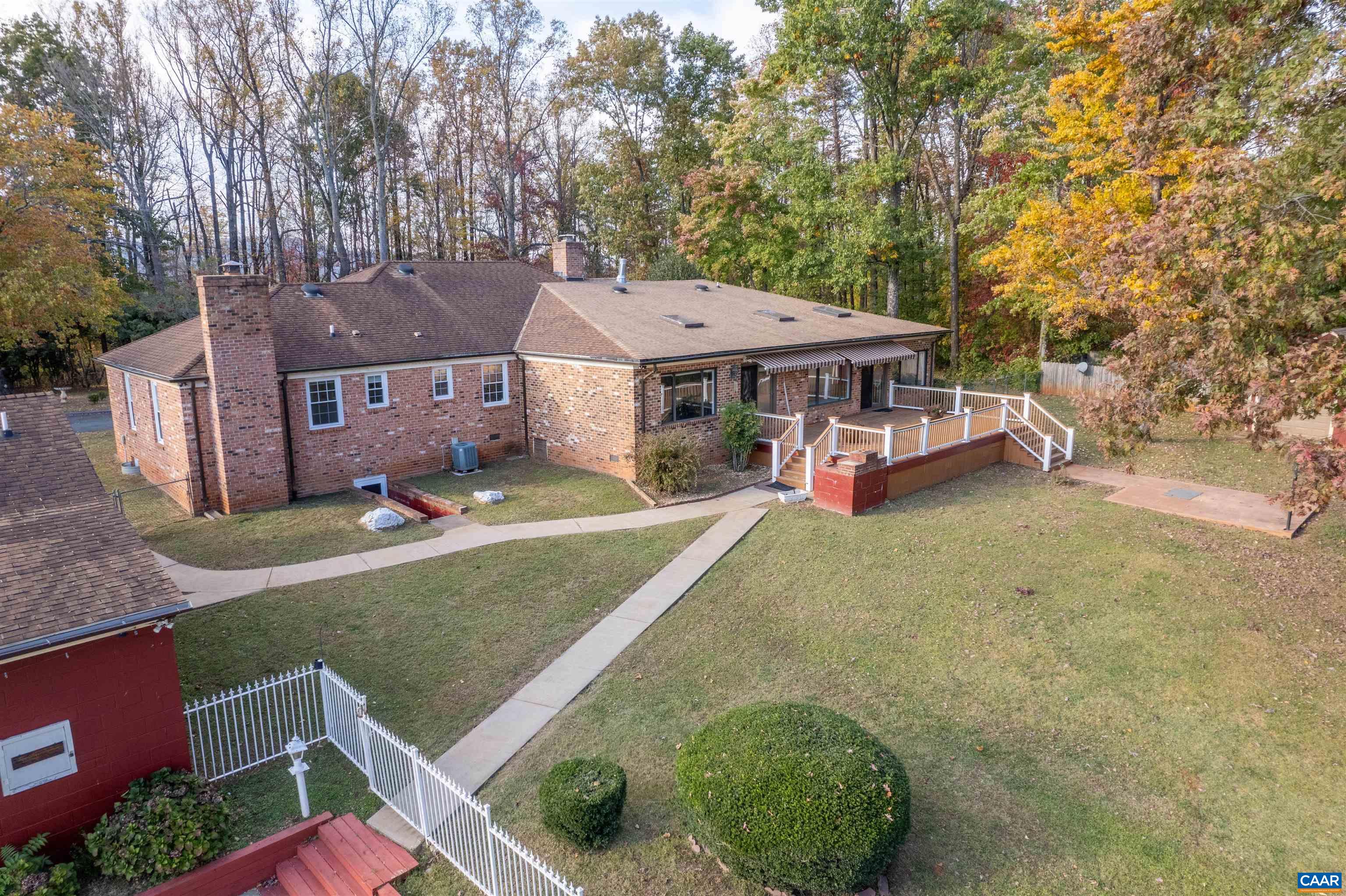 2795 SCOTTSVILLE RD