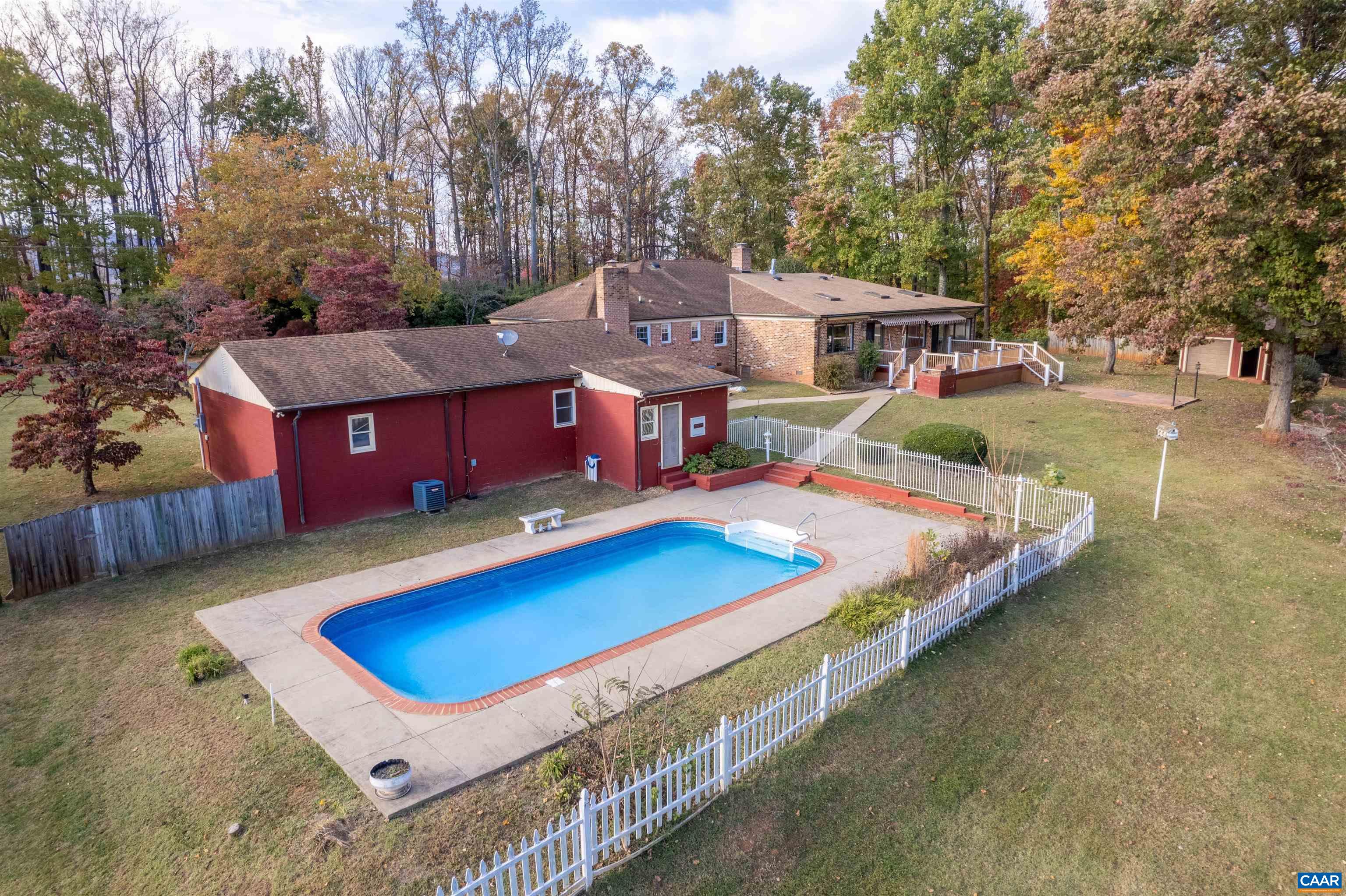 2795 SCOTTSVILLE RD