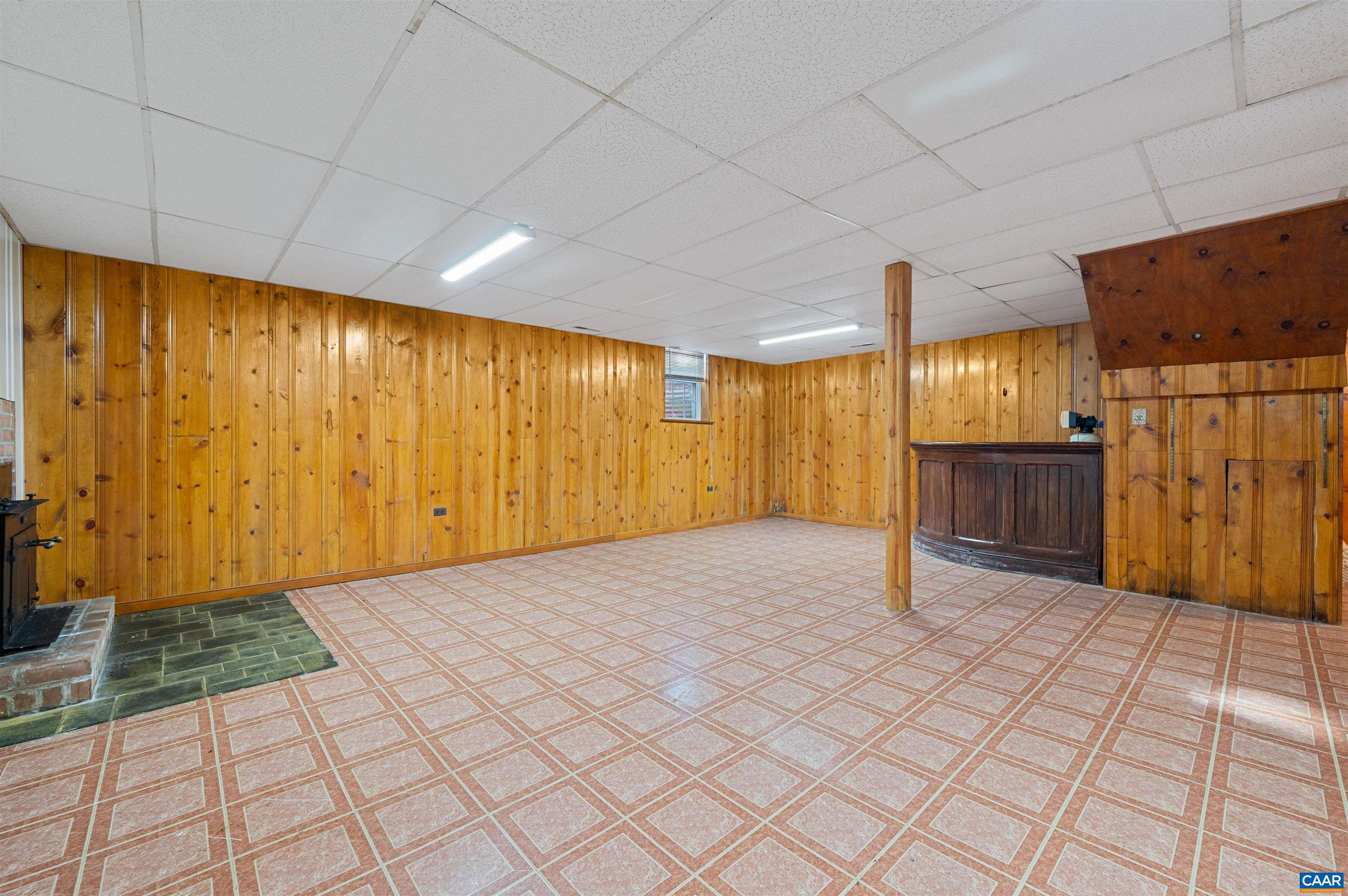 2795 SCOTTSVILLE RD
