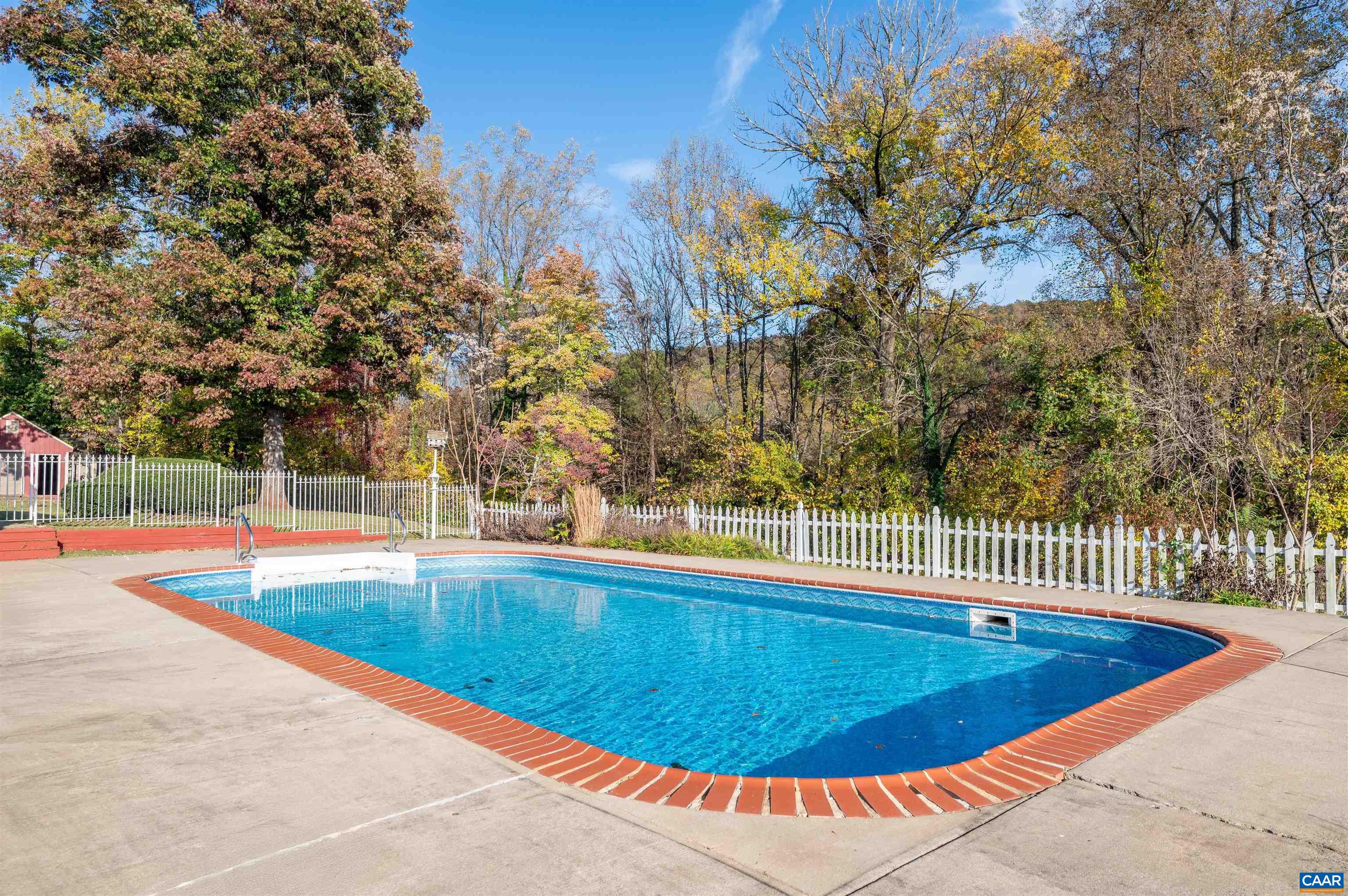 2795 SCOTTSVILLE RD