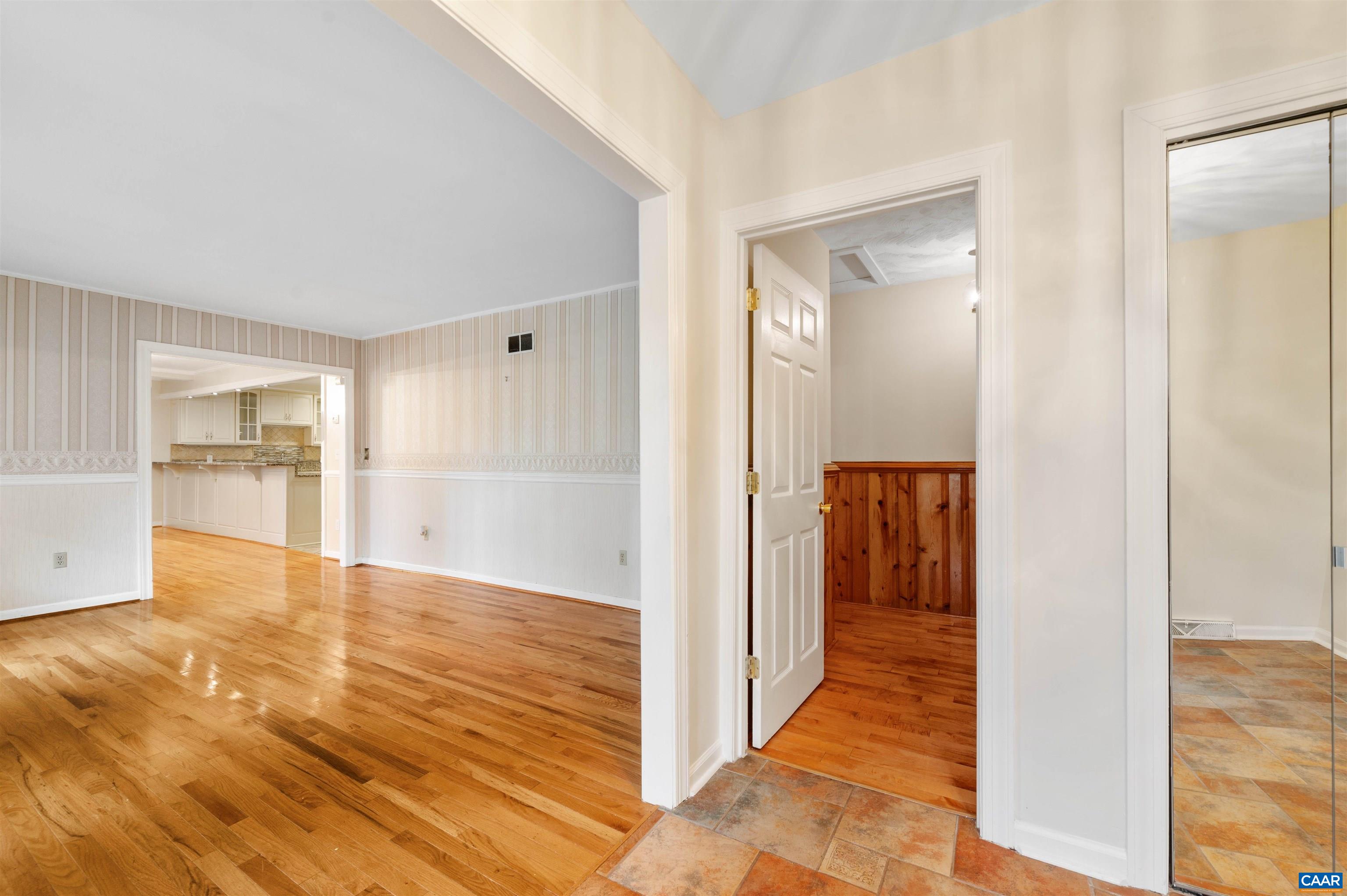 2795 SCOTTSVILLE RD
