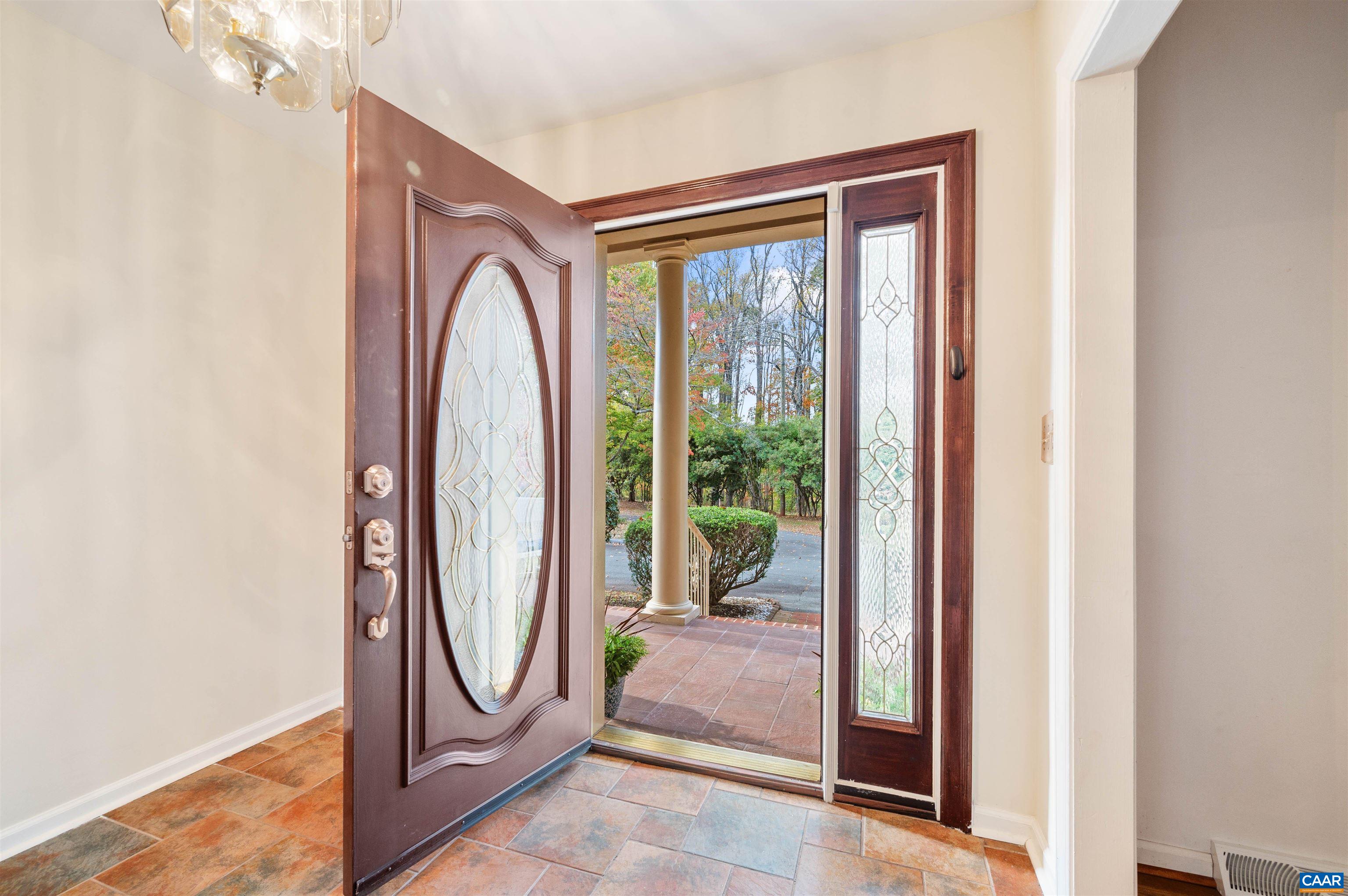 2795 SCOTTSVILLE RD