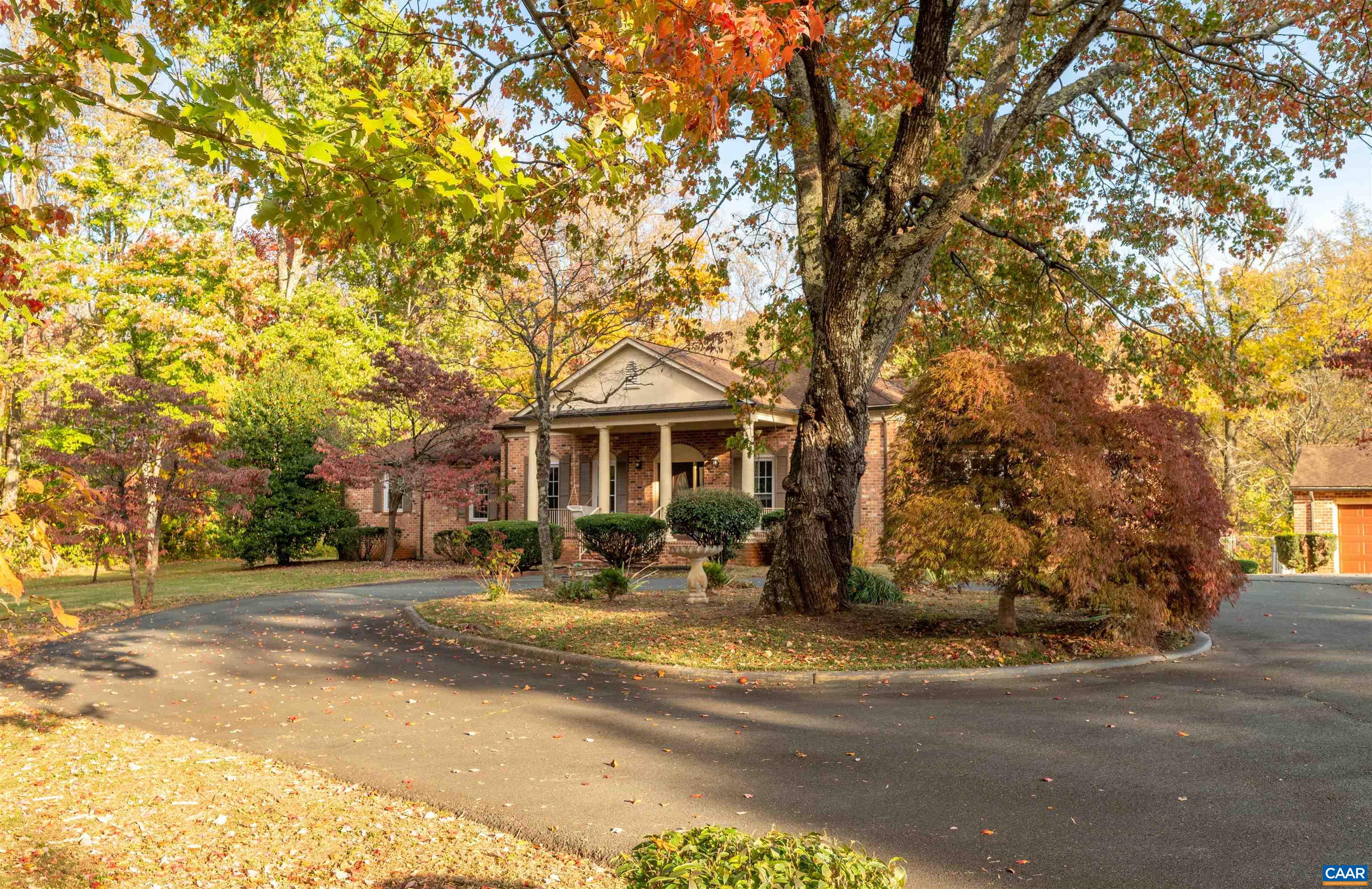 2795 SCOTTSVILLE RD
