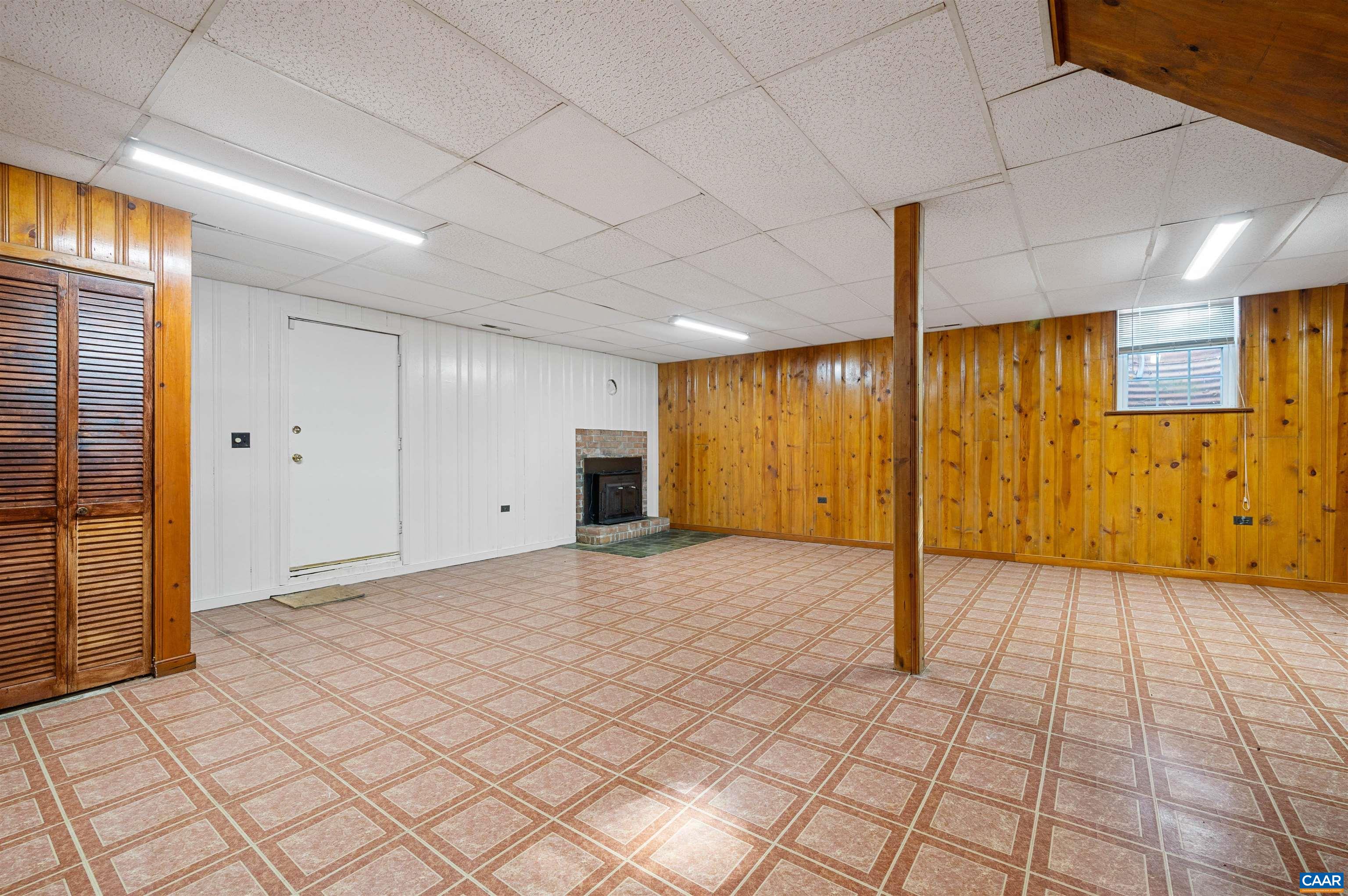 2795 SCOTTSVILLE RD