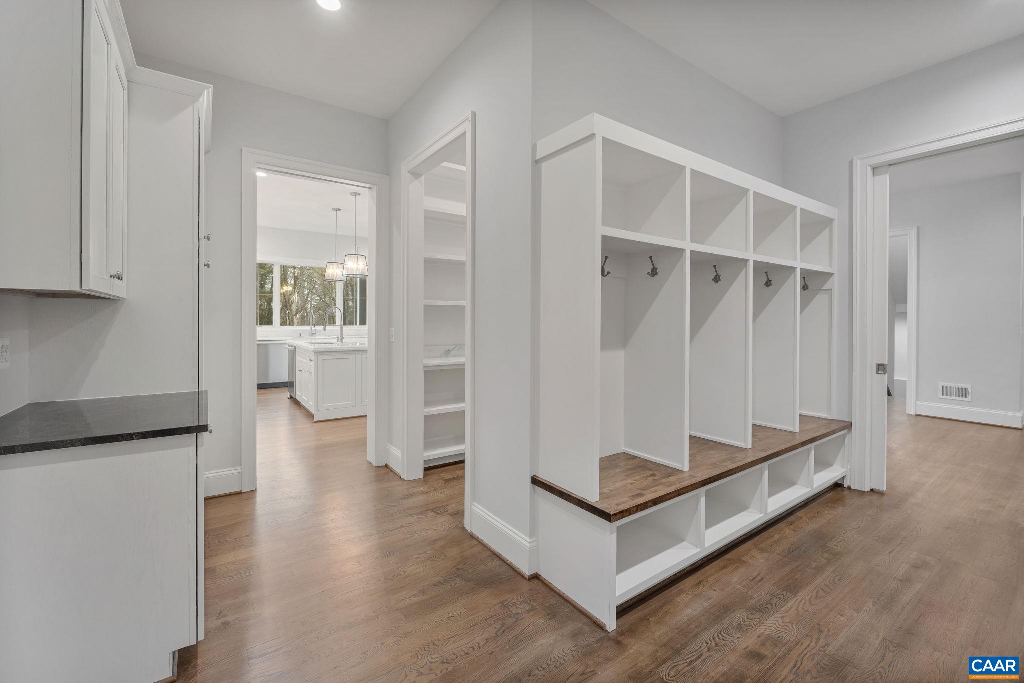 25 DRY BRIDGE RD