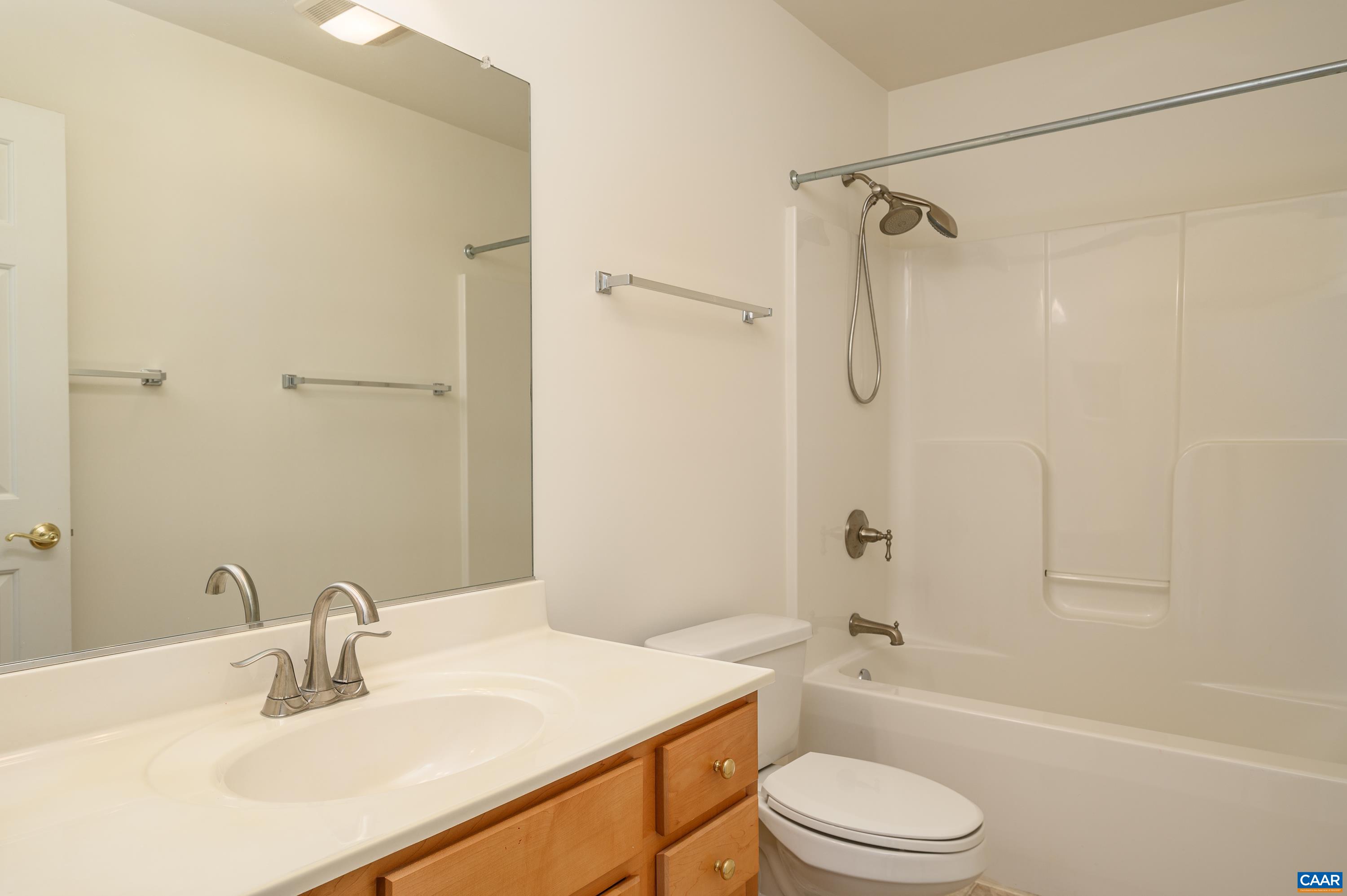 3119 TURNBERRY CIR